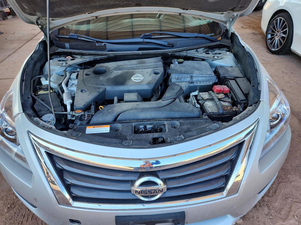 2015 Nissan Altima 2.5 S Silver vin: 1N4AL3AP7FN300709