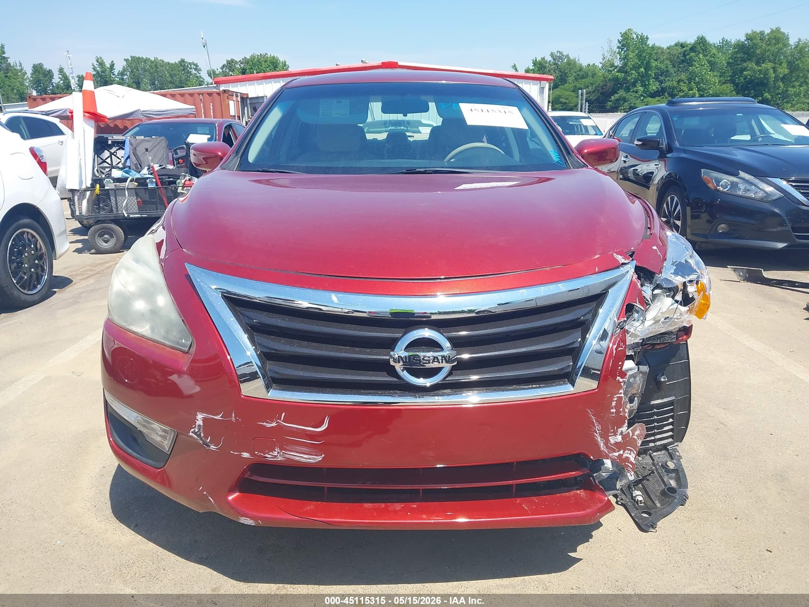 2015 Nissan Altima 2.5 S Burgundy vin: 1N4AL3AP7FN305117