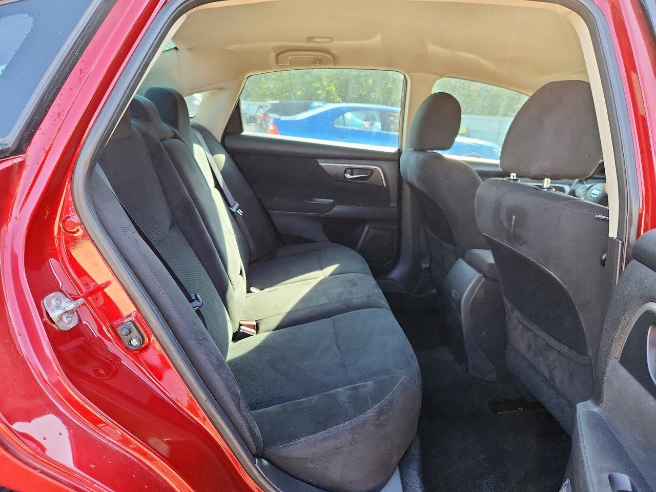 2015 Nissan Altima 2.5 S Burgundy vin: 1N4AL3AP7FN316988