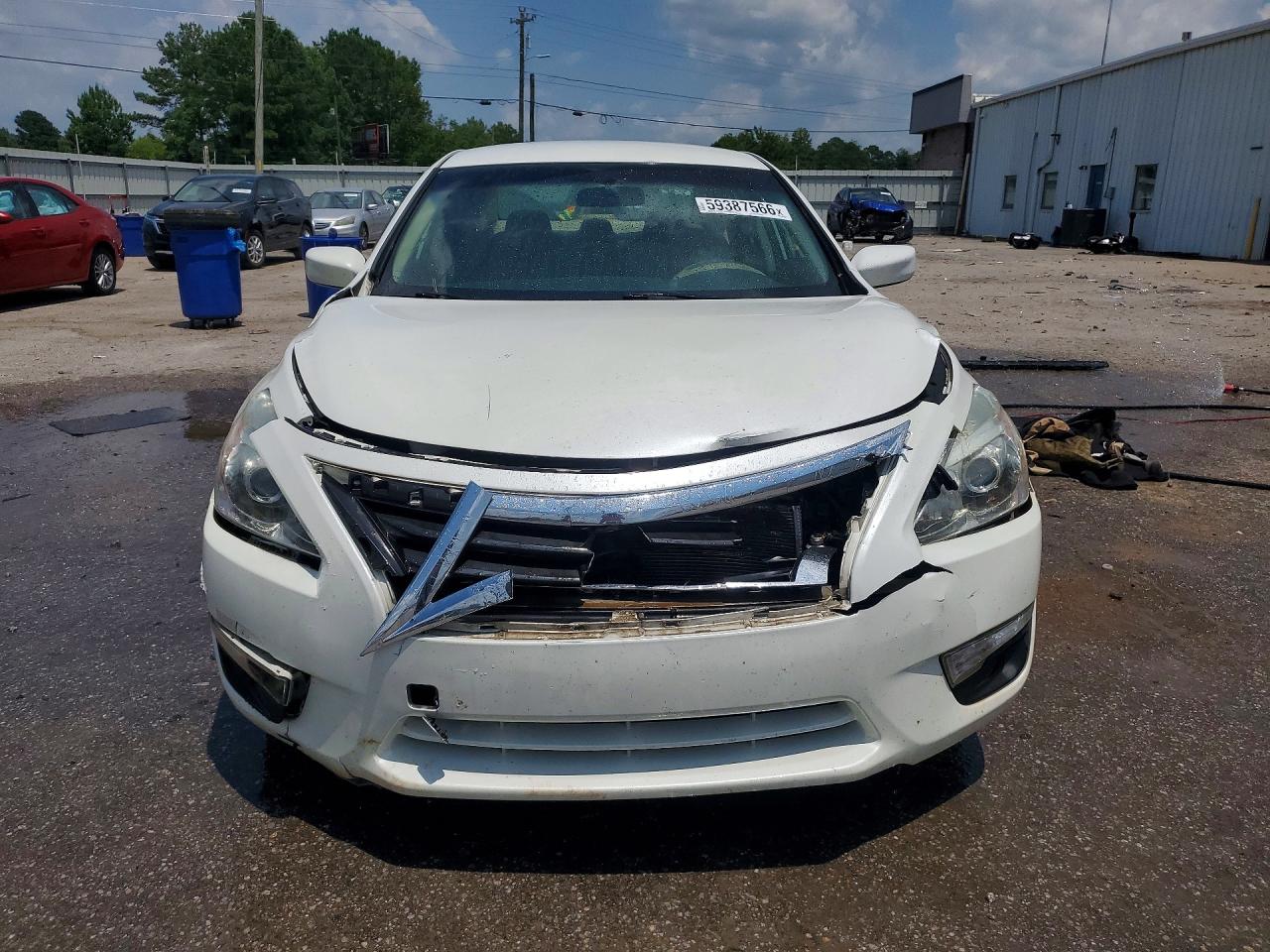 2015 Nissan Altima 2.5 S White vin: 1N4AL3AP7FN329546