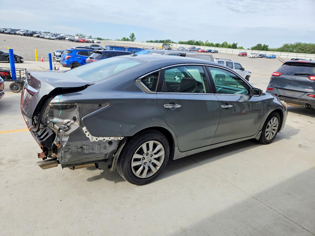 2015 Nissan Altima 2.5 S Gray vin: 1N4AL3AP7FN340692