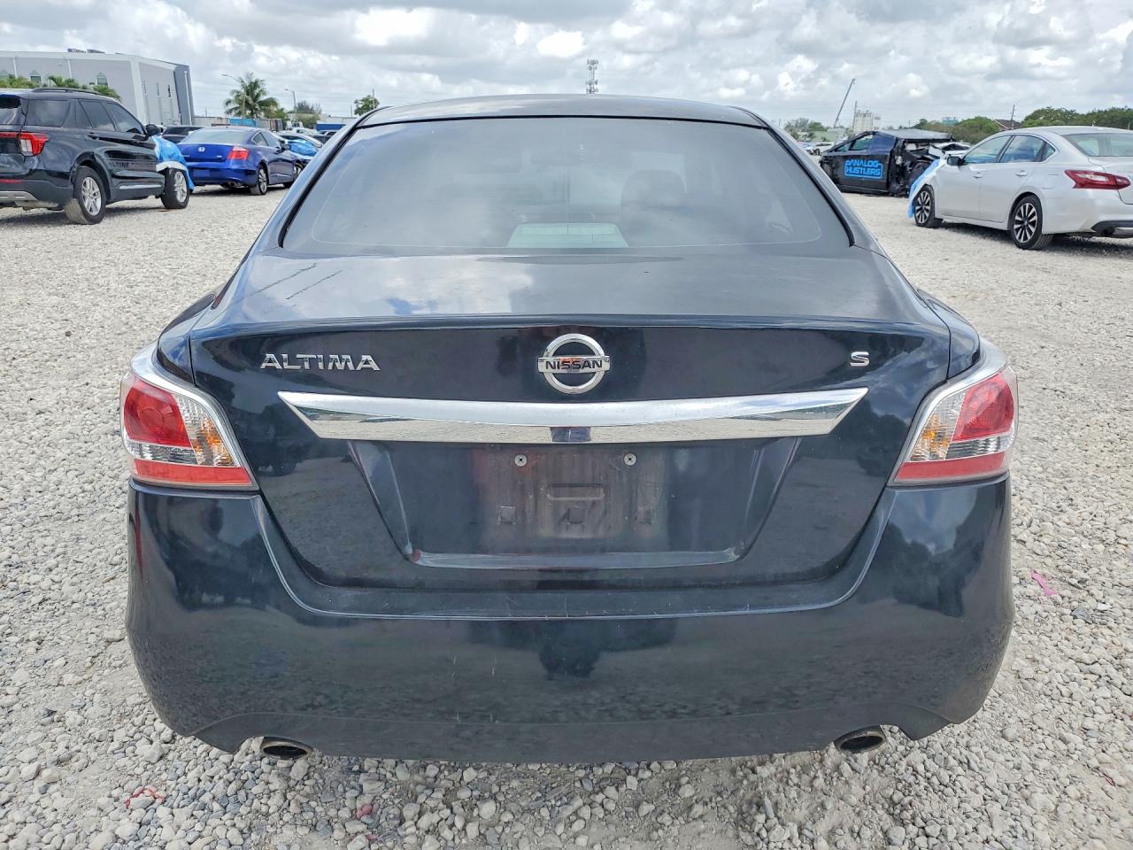 2015 Nissan Altima 2.5 Black vin: 1N4AL3AP7FN356472