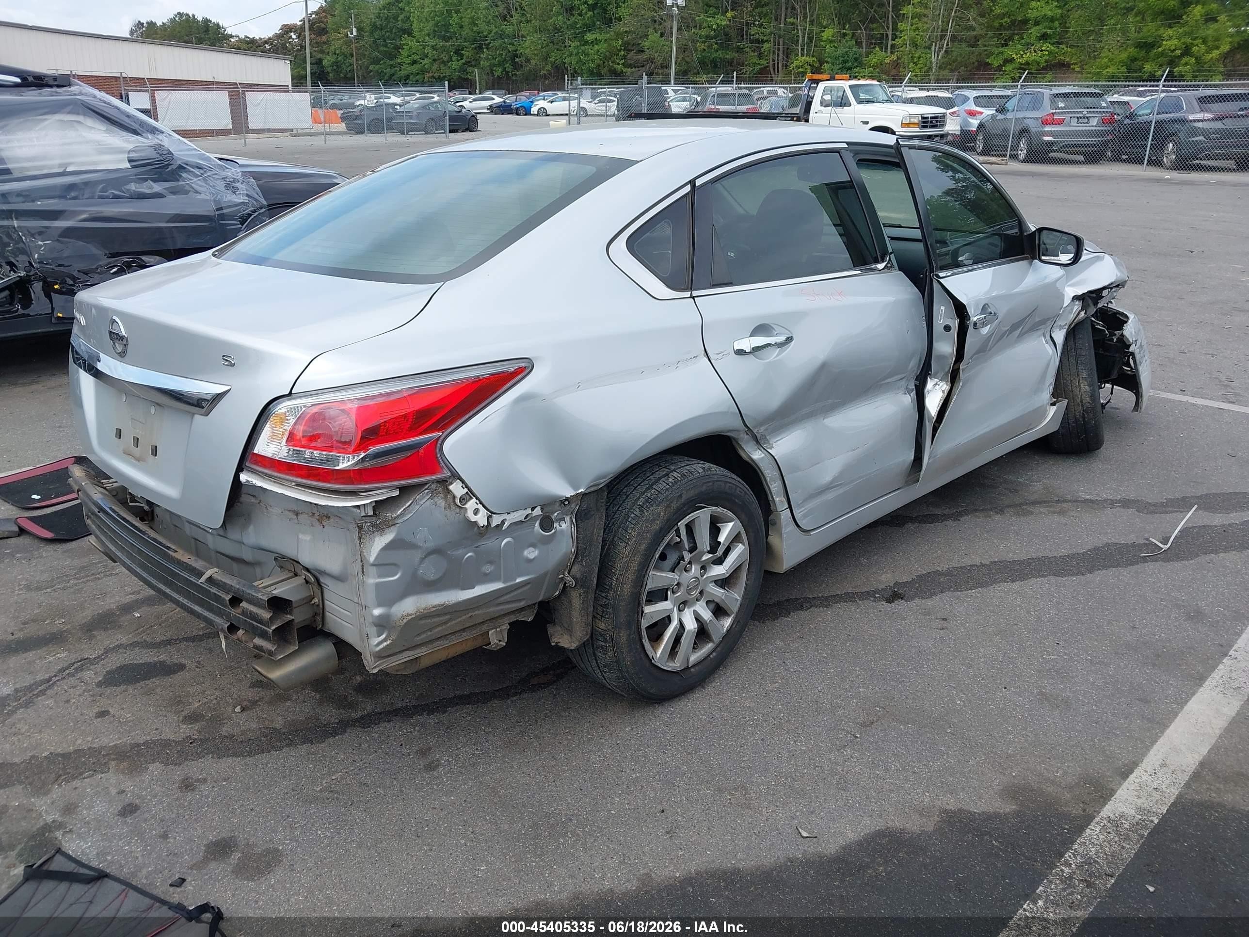 2015 Nissan Altima 2.5/2.5 S/2.5 Sl/2.5 Sv Silver vin: 1N4AL3AP7FN383042