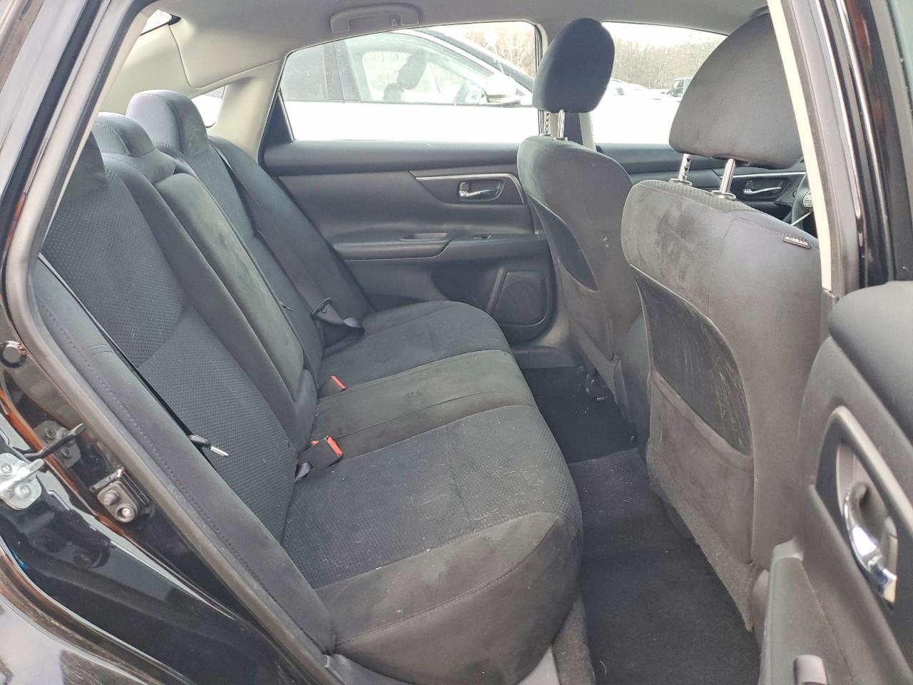 2015 Nissan Altima 2.5 S Black vin: 1N4AL3AP7FN395630