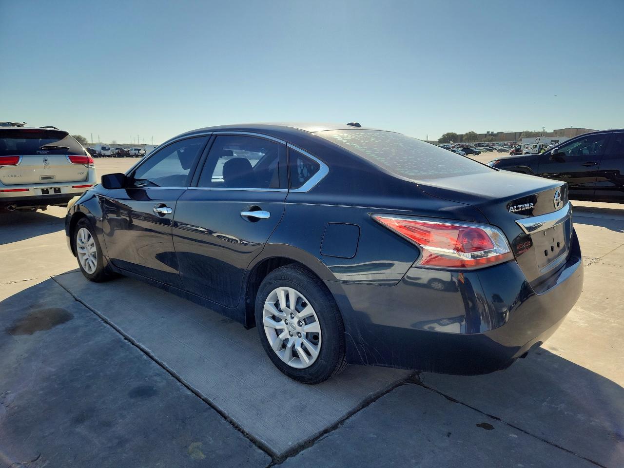 2015 Nissan Altima 2.5 S Черный vin: 1N4AL3AP7FN401698