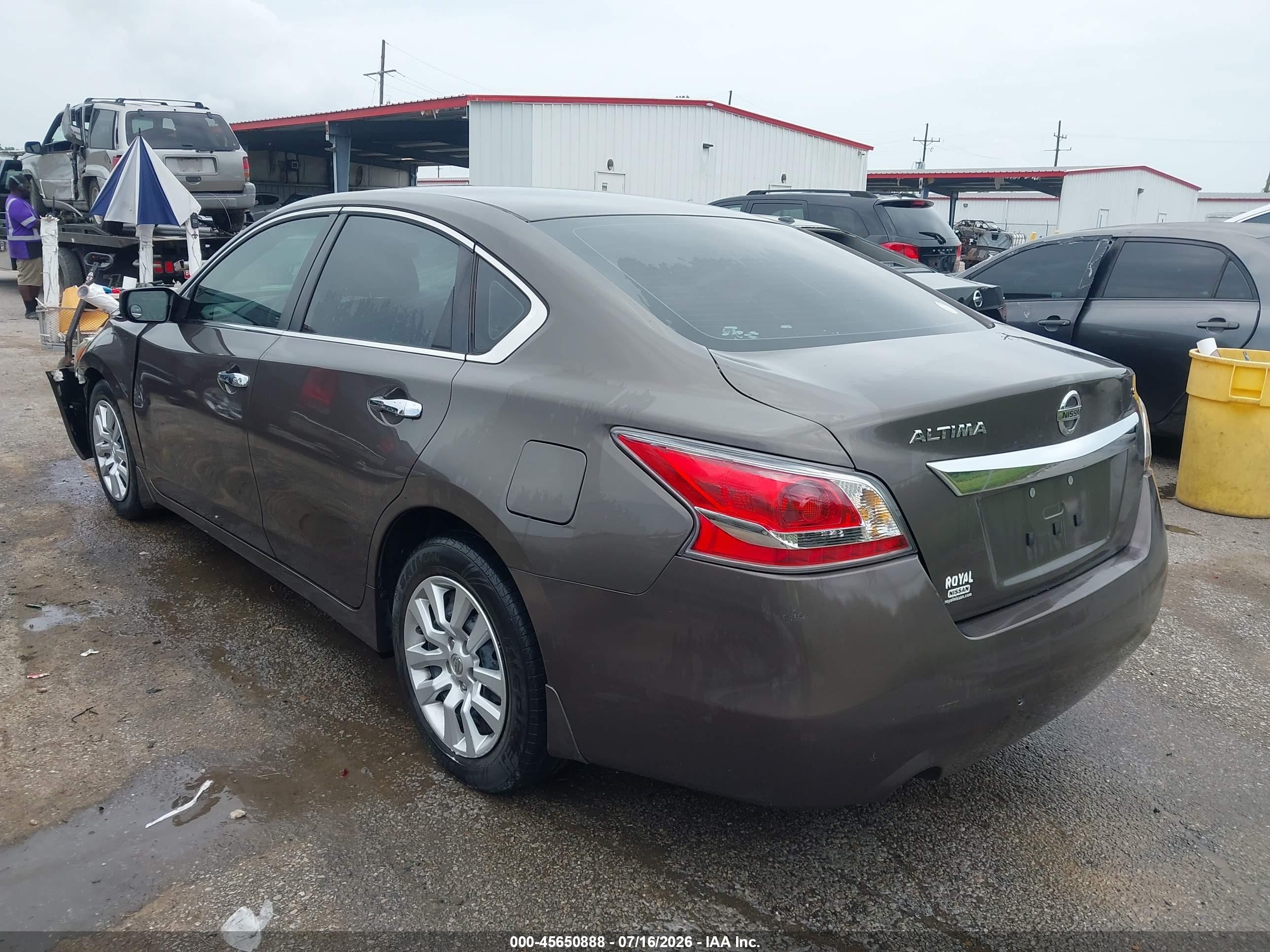 2015 Nissan Altima 2.5 S Brown vin: 1N4AL3AP7FN876090
