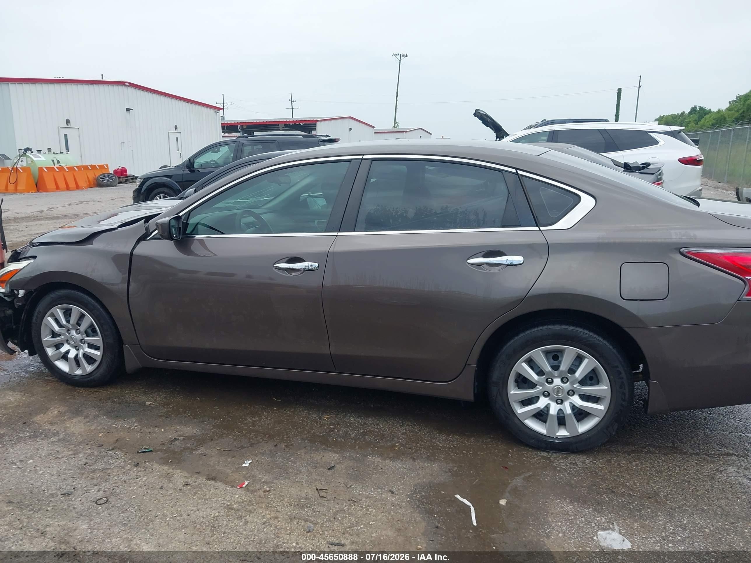 2015 Nissan Altima 2.5 S Brown vin: 1N4AL3AP7FN876090