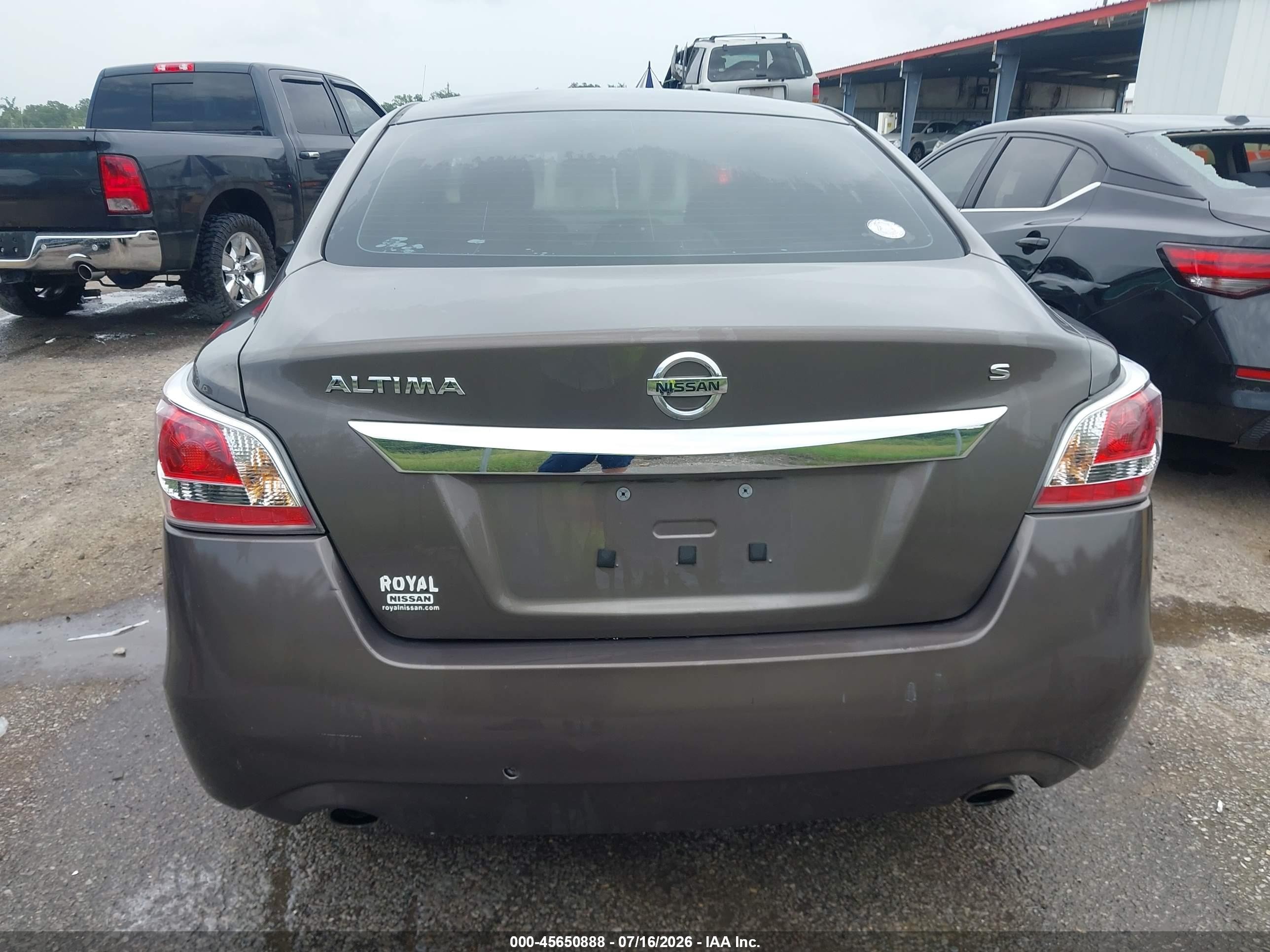 2015 Nissan Altima 2.5 S Brown vin: 1N4AL3AP7FN876090