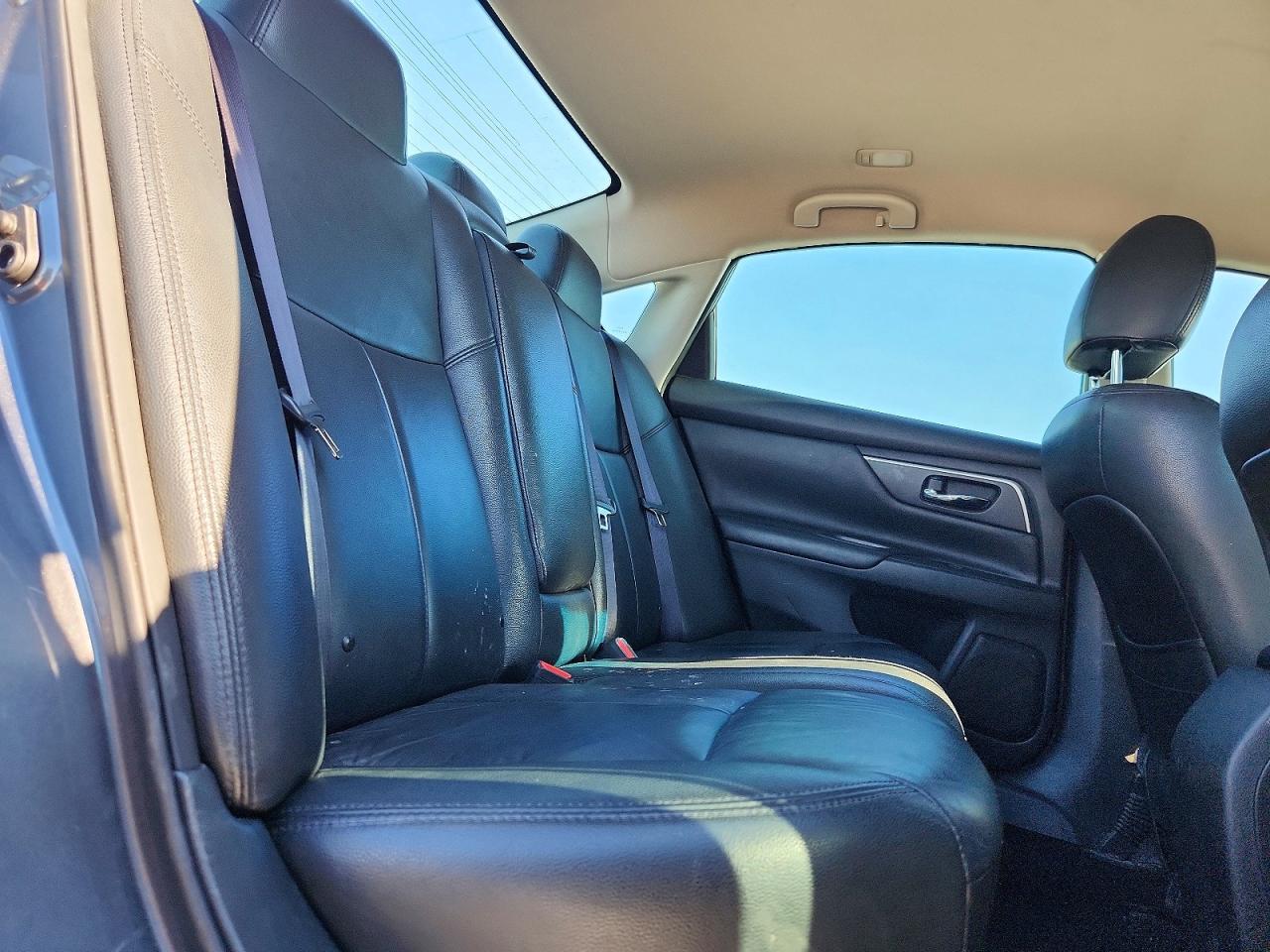 2015 Nissan Altima 2.5 S Серый vin: 1N4AL3AP7FN881757