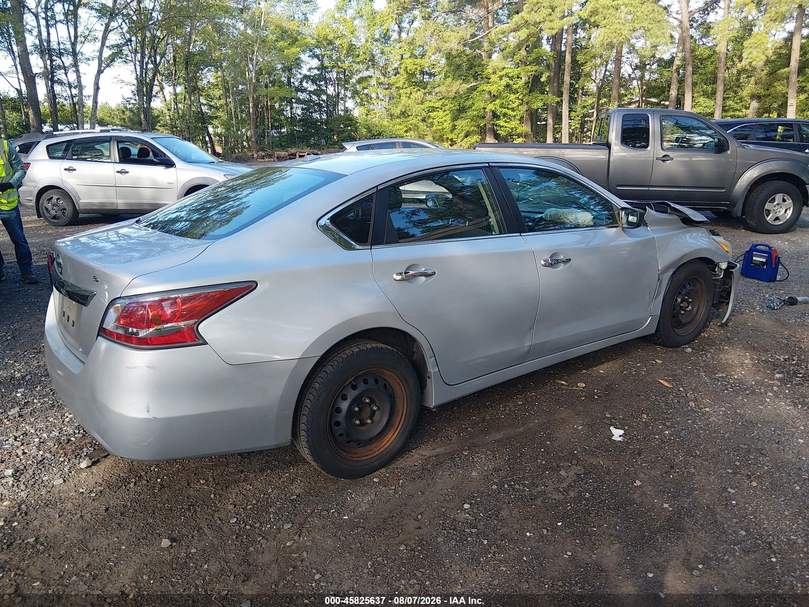 2015 Nissan Altima 2.5/2.5 S/2.5 Sl/2.5 Sv Silver vin: 1N4AL3AP7FN882858