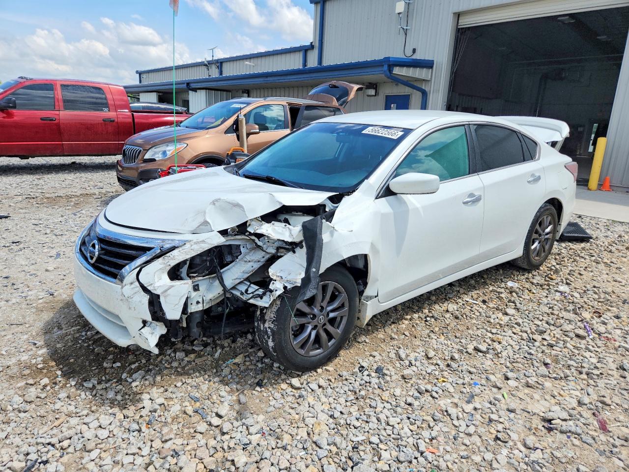 2015 Nissan Altima 2.5 S White vin: 1N4AL3AP7FN911744