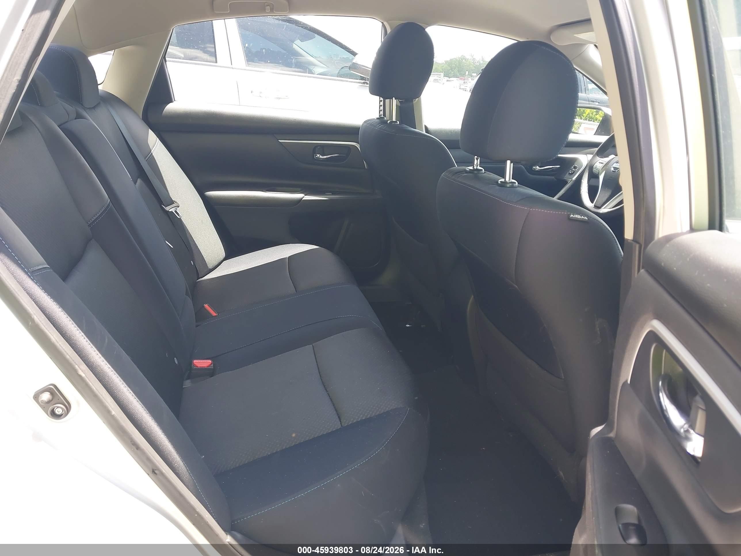 2016 Nissan Altima 2.5 Sr Silver vin: 1N4AL3AP7GC143633