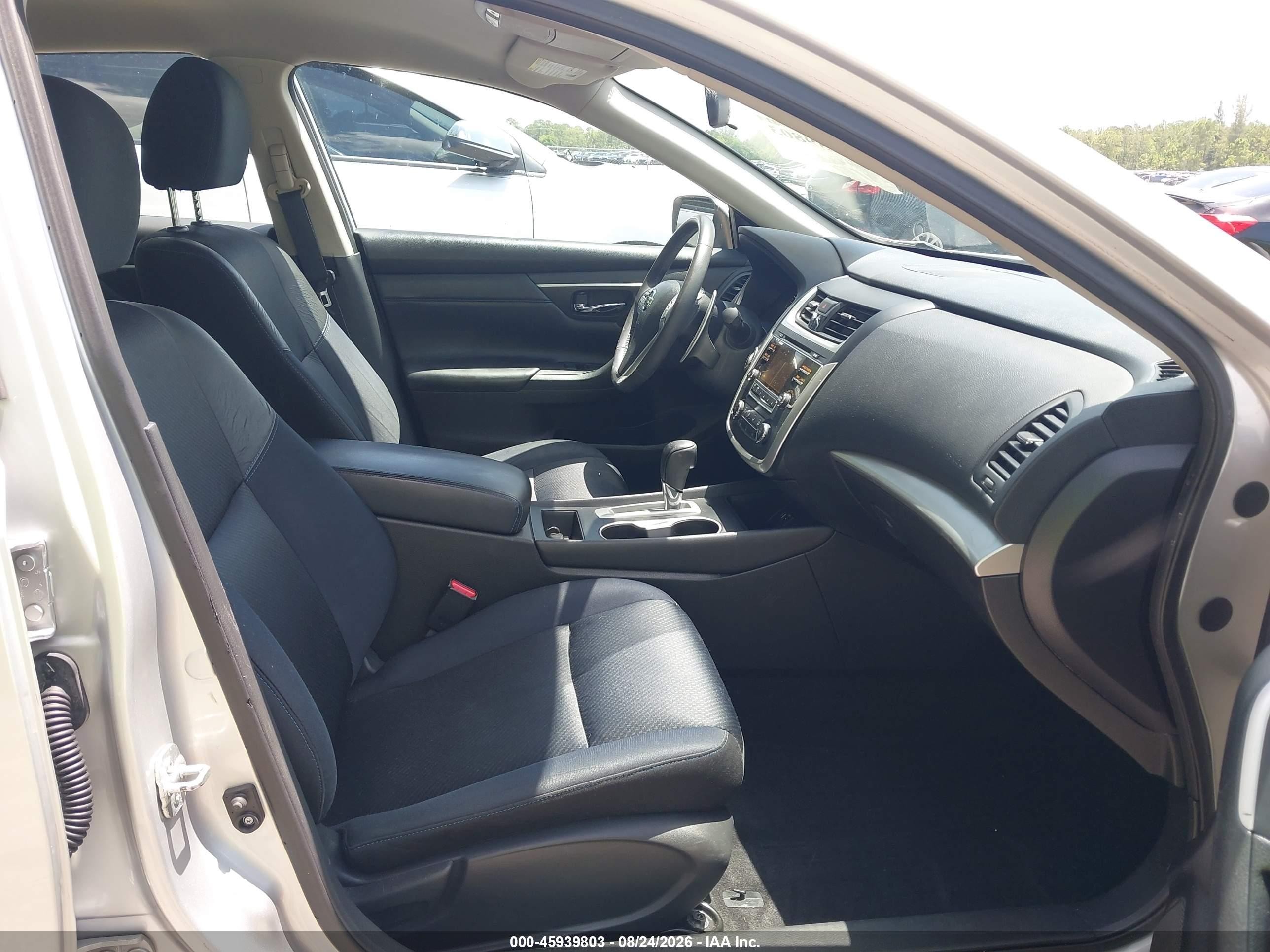 2016 Nissan Altima 2.5 Sr Silver vin: 1N4AL3AP7GC143633