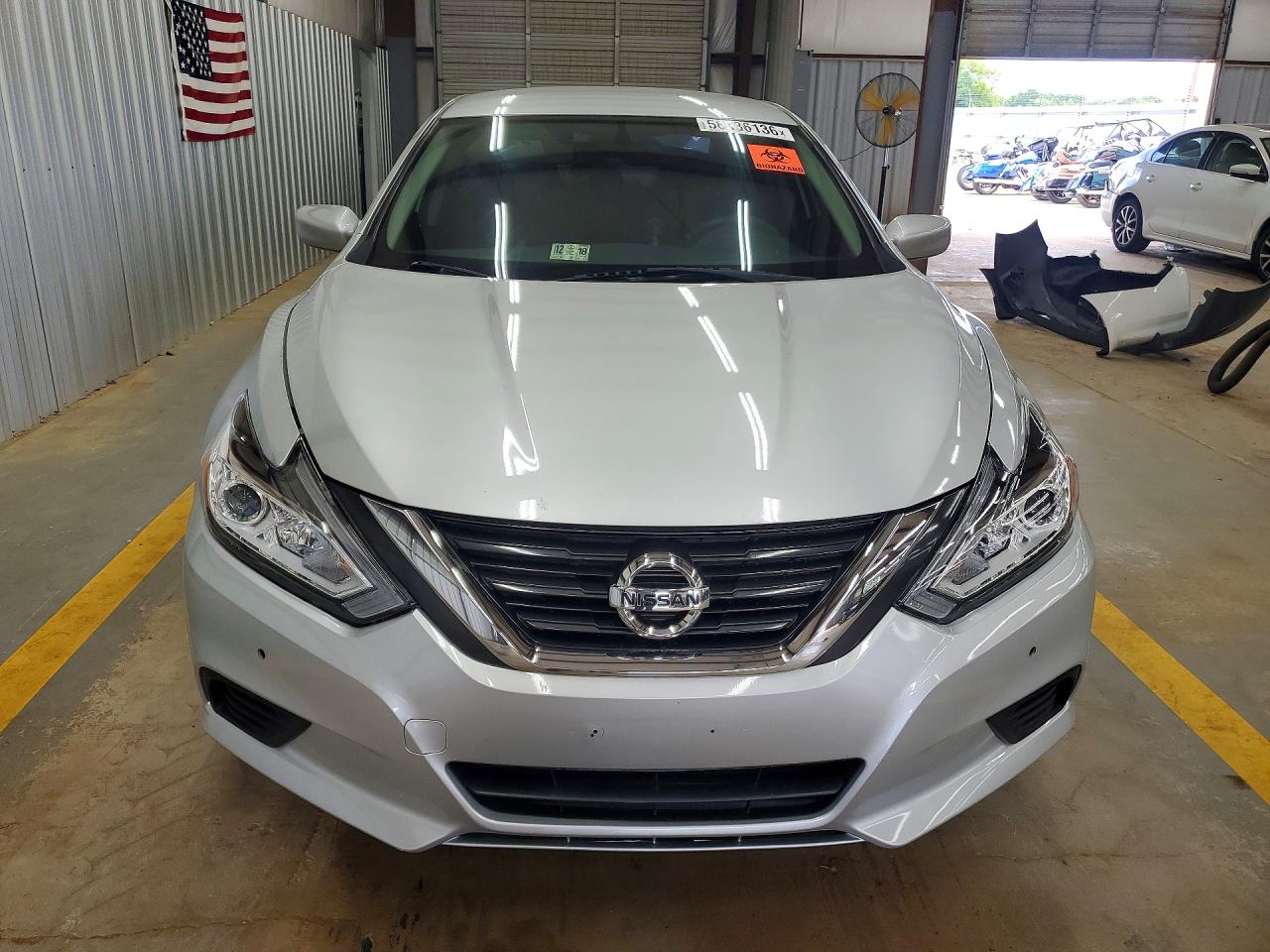 2016 Nissan Altima 2.5 S Silver vin: 1N4AL3AP7GC187096