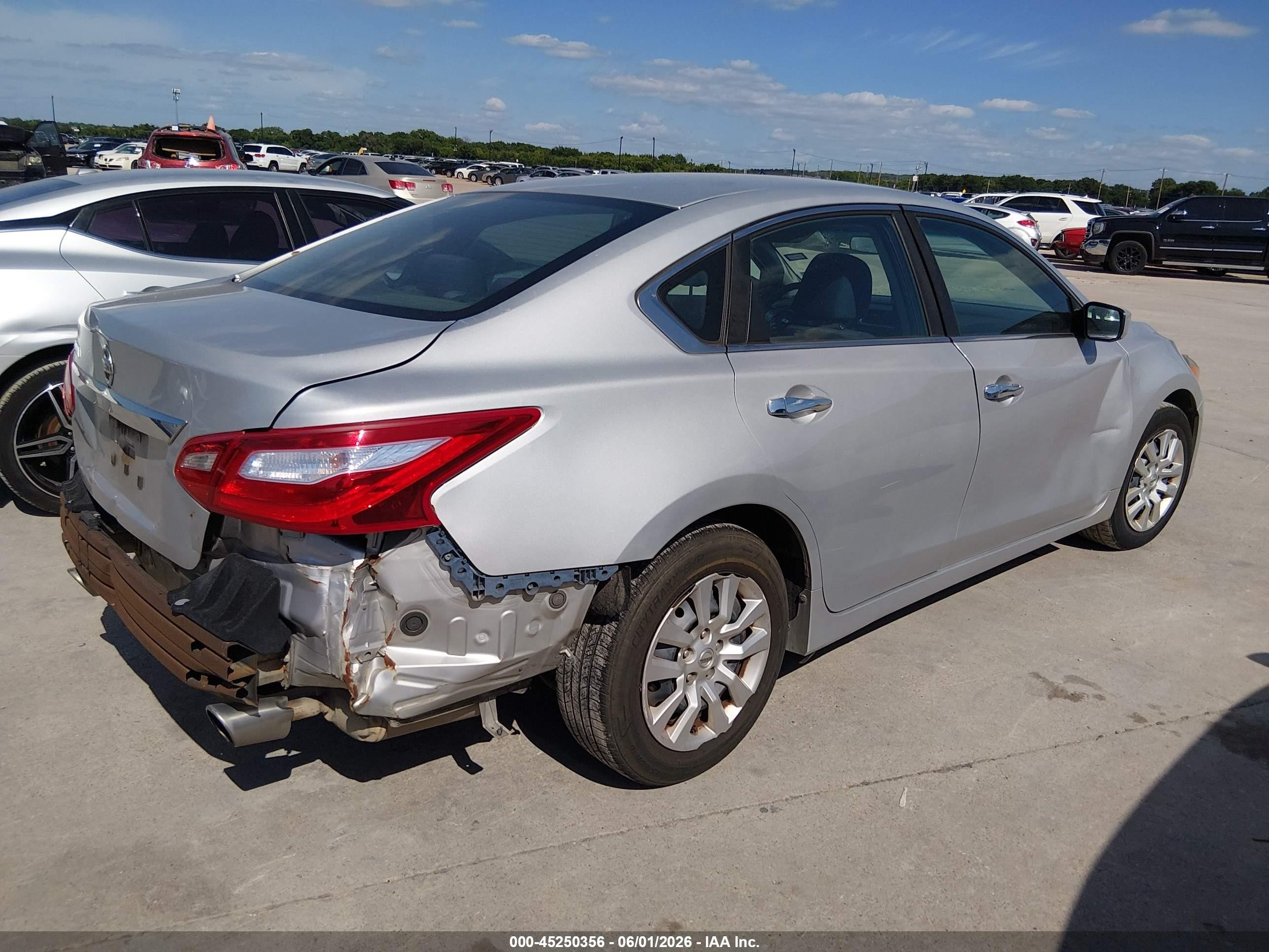 2016 Nissan Altima 2.5/2.5 S/2.5 Sl/2.5 Sr/2.5 Sv Silver vin: 1N4AL3AP7GC234790