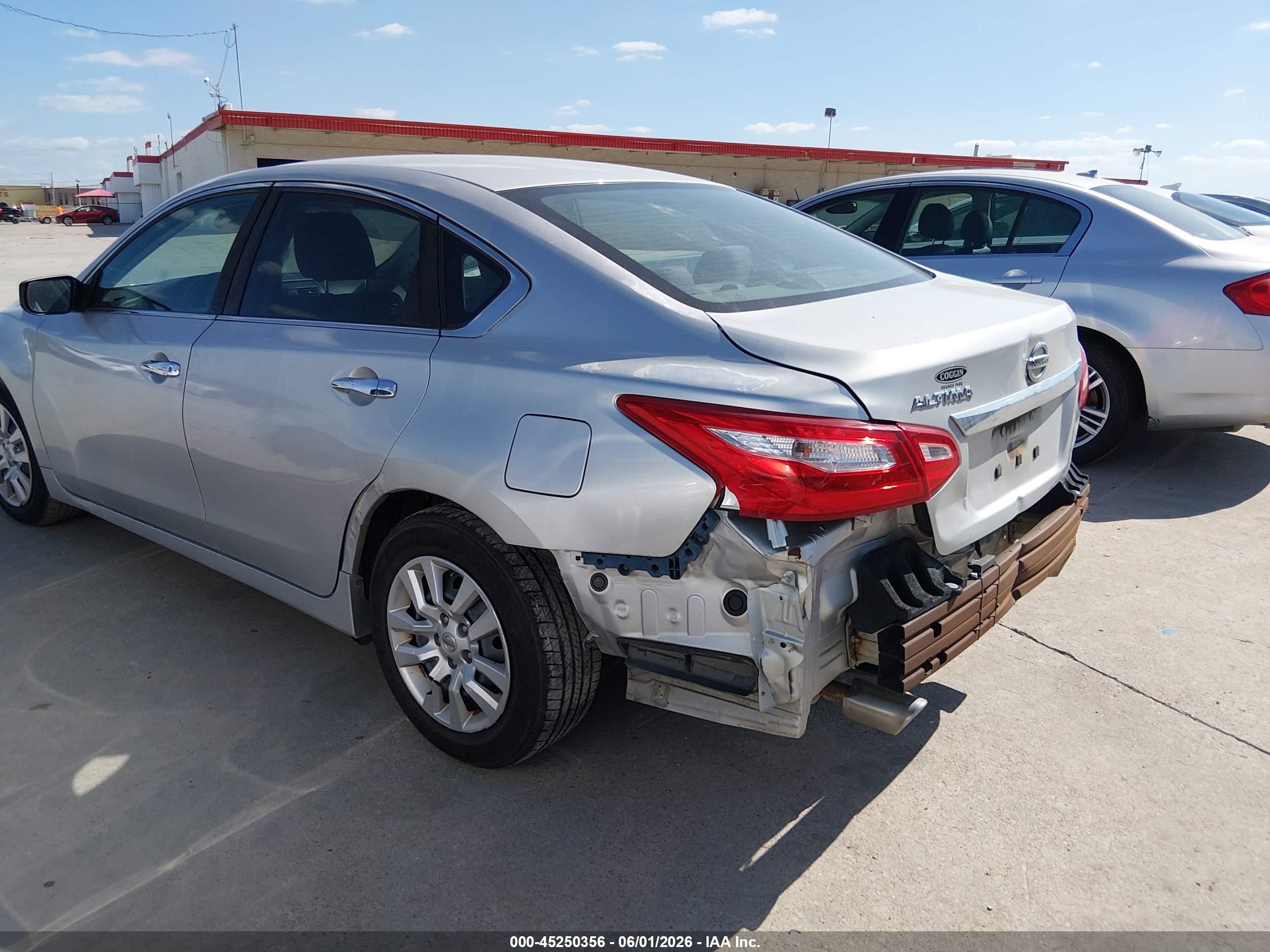 2016 Nissan Altima 2.5/2.5 S/2.5 Sl/2.5 Sr/2.5 Sv Silver vin: 1N4AL3AP7GC234790
