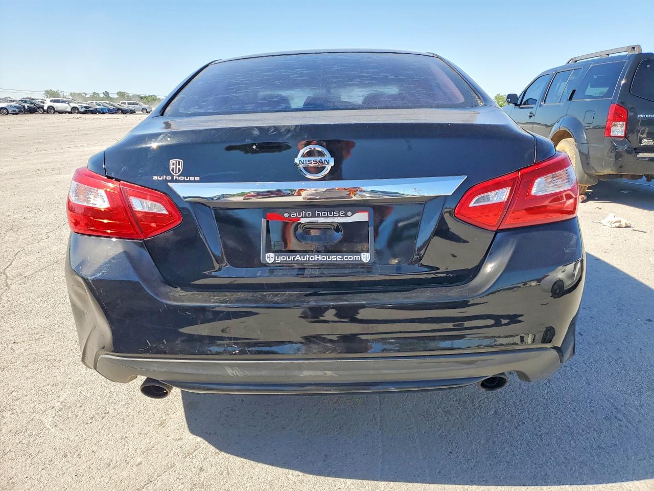 2016 Nissan Altima 2.5 S Black vin: 1N4AL3AP7GN325739