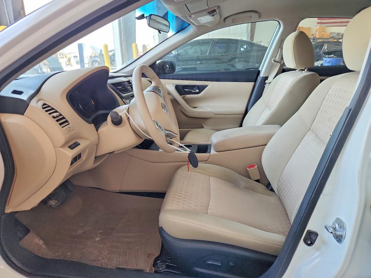 2016 Nissan Altima 2.5 S White vin: 1N4AL3AP7GN361852