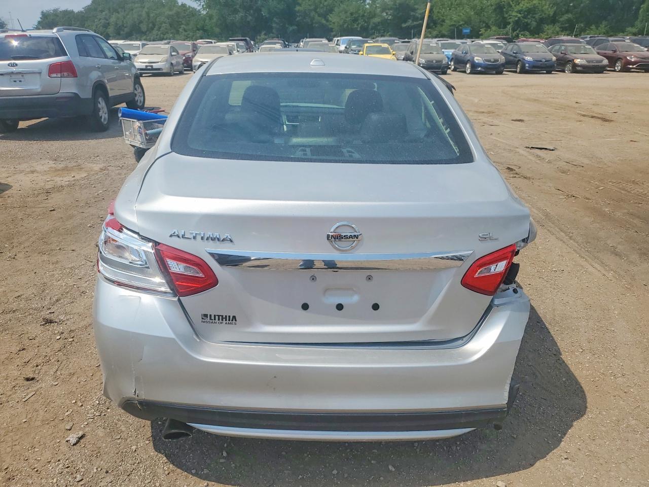 2017 Nissan Altima 2.5 Sl Серебряный vin: 1N4AL3AP7HC225931