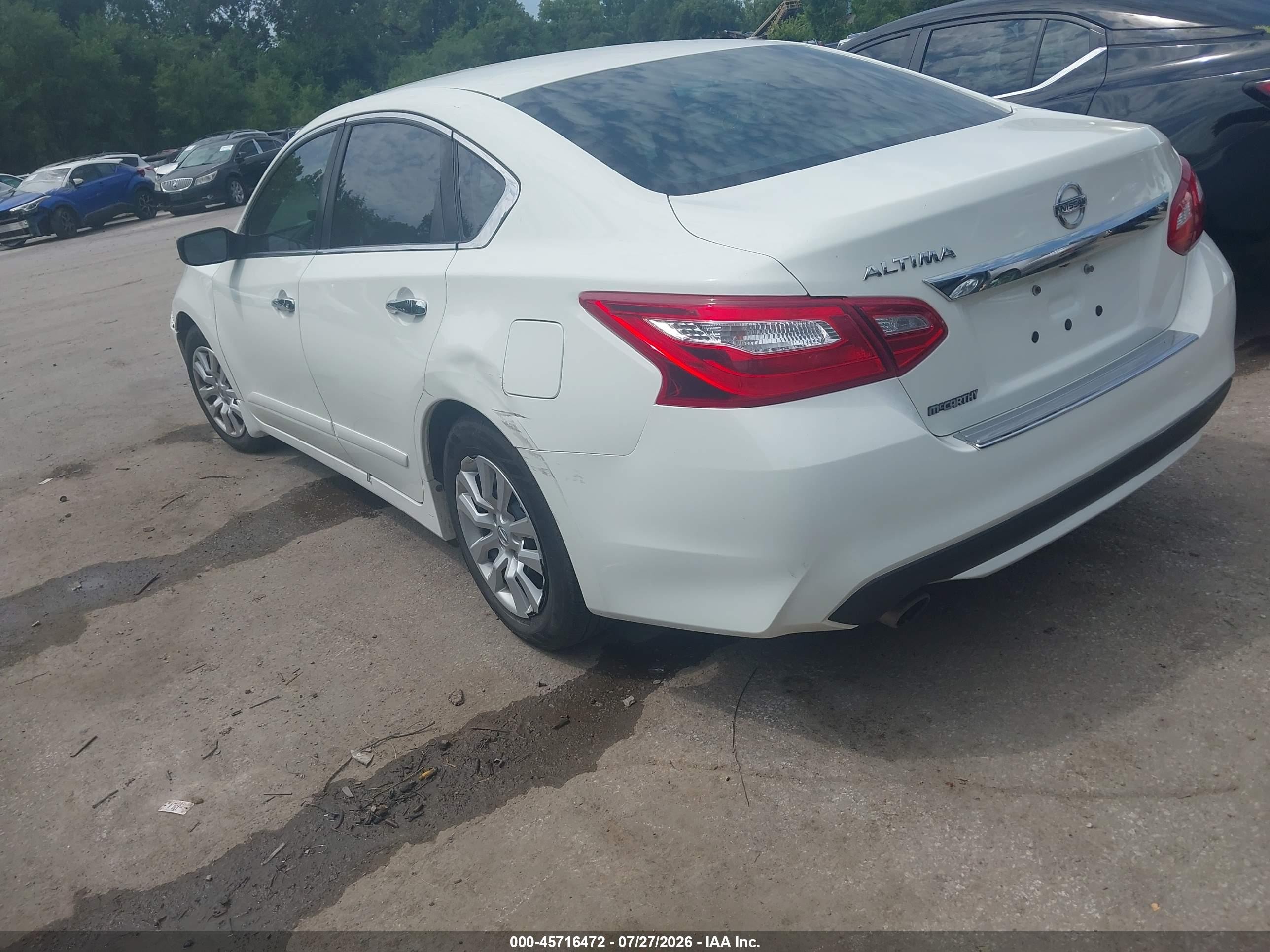 2017 Nissan Altima 2.5 S White vin: 1N4AL3AP7HC249274