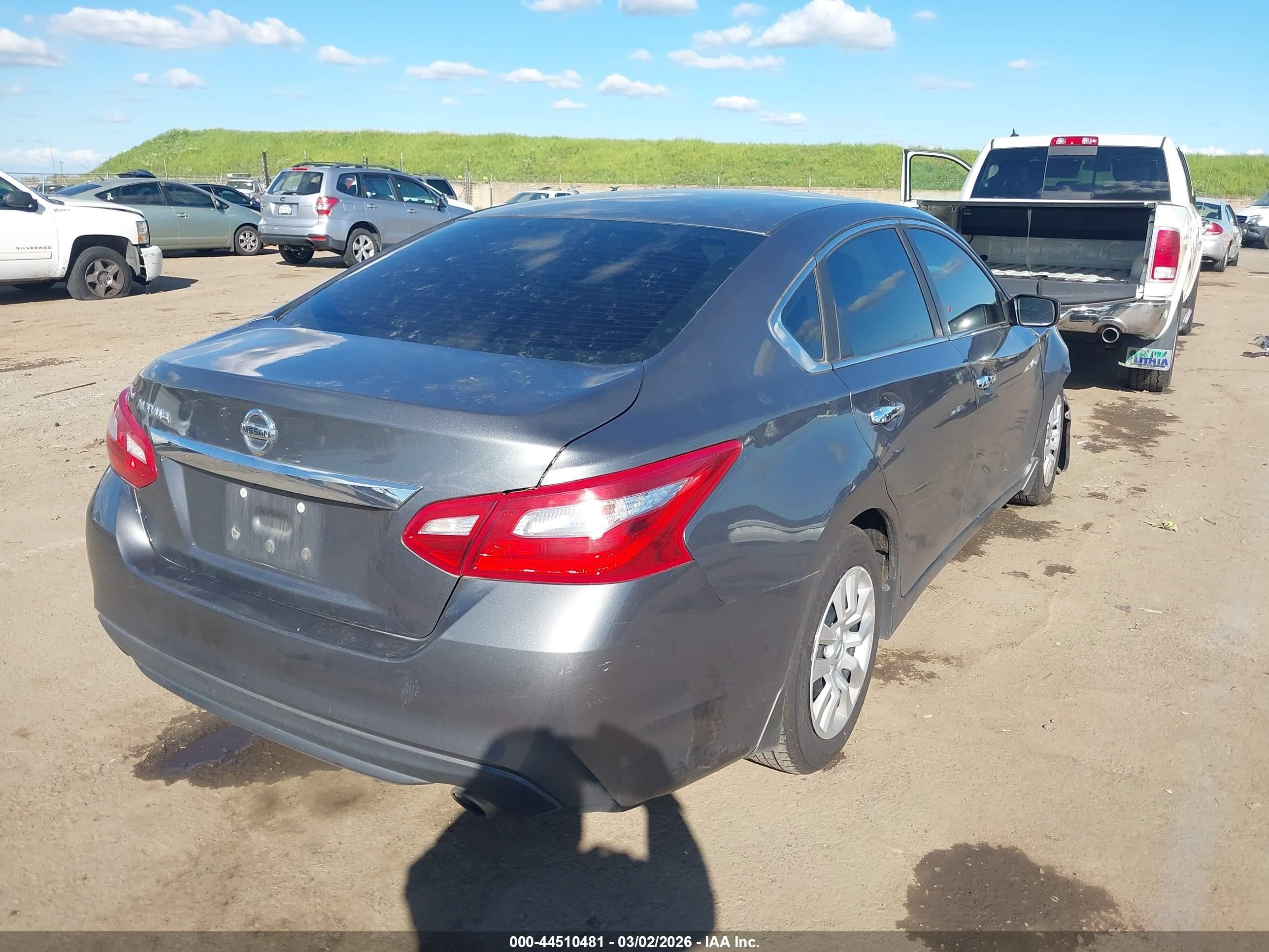 2017 Nissan Altima 2.5 S Gray vin: 1N4AL3AP7HC273736