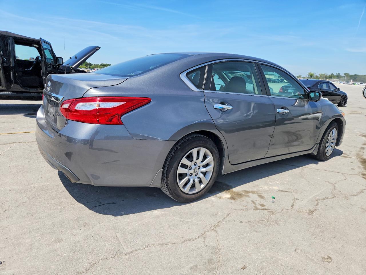 2017 Nissan Altima 2.5 S Gray vin: 1N4AL3AP7HC492681