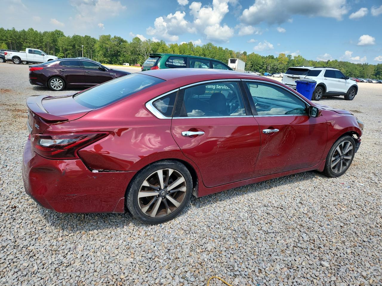 2017 Nissan Altima 2.5 Sr Красный vin: 1N4AL3AP7HN310899