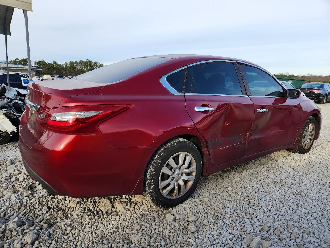 2018 Nissan Altima 2.5 Maroon vin: 1N4AL3AP7JC111790