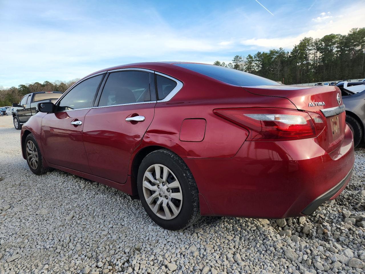 2018 Nissan Altima 2.5 Maroon vin: 1N4AL3AP7JC111790