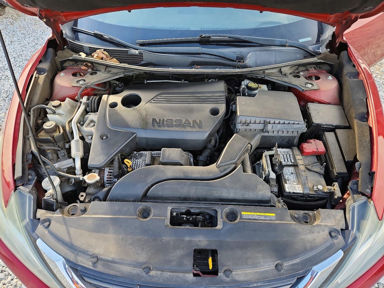 2018 Nissan Altima 2.5 Maroon vin: 1N4AL3AP7JC111790