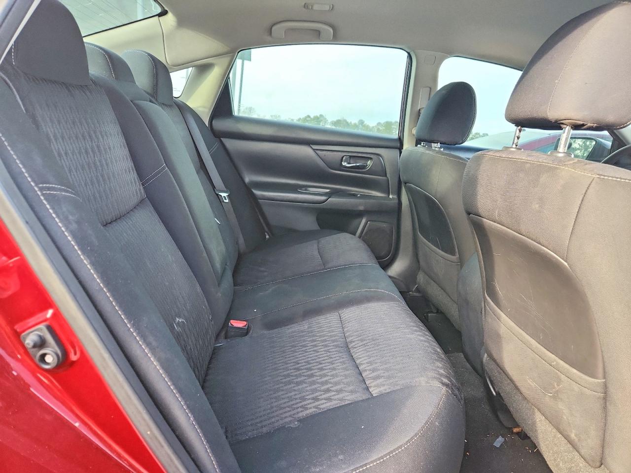 2018 Nissan Altima 2.5 Maroon vin: 1N4AL3AP7JC111790