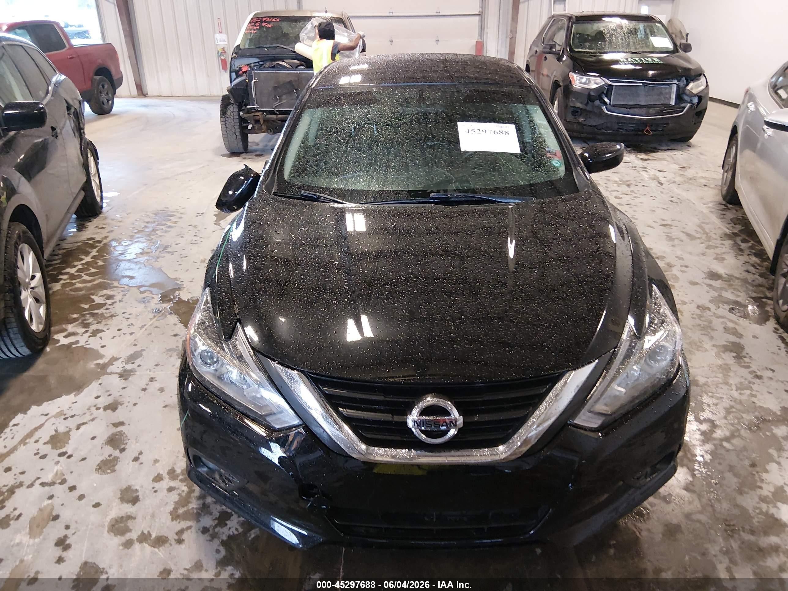 2018 Nissan Altima 2.5 Sr Черный vin: 1N4AL3AP7JC121803