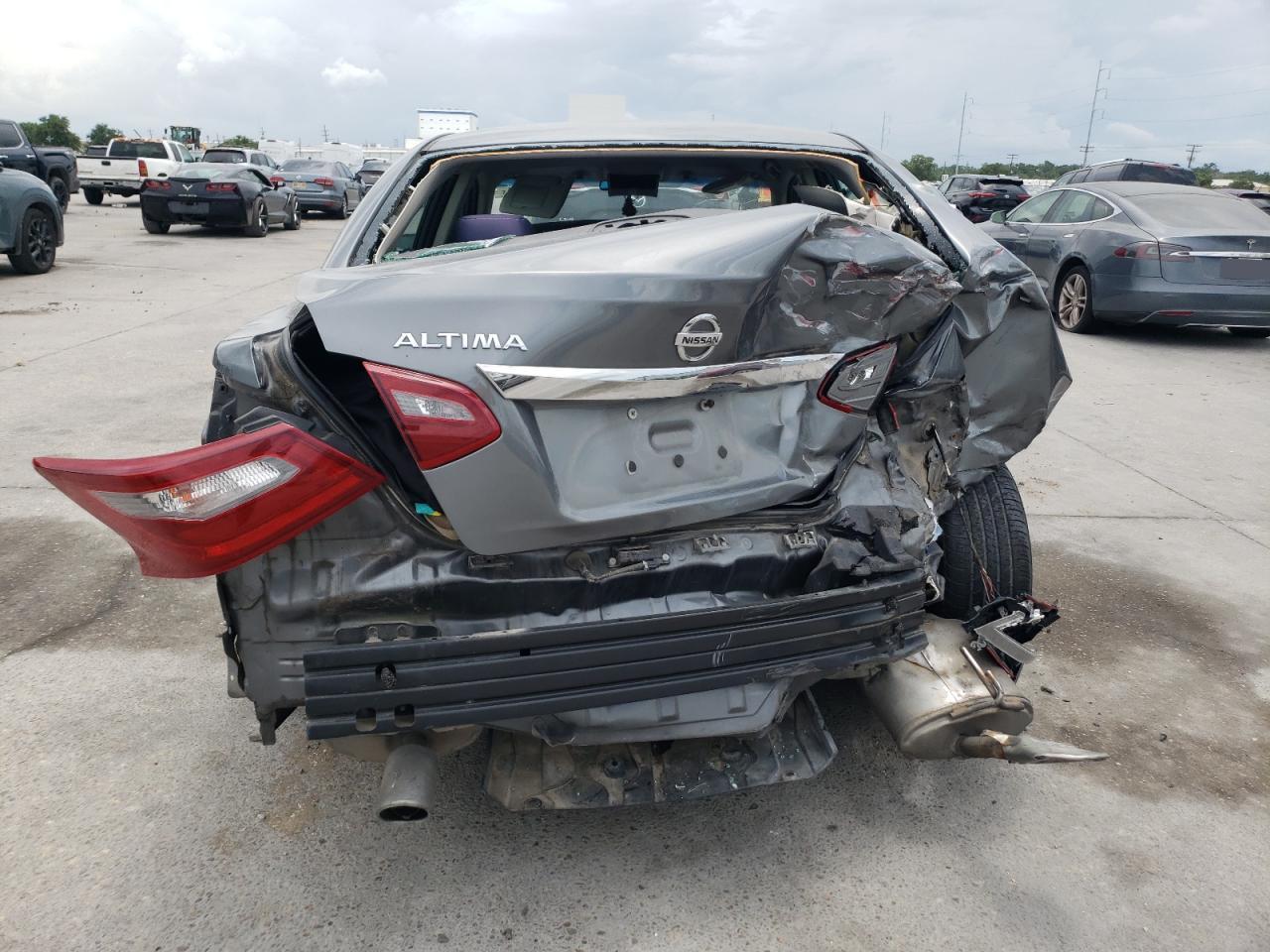 2018 Nissan Altima 2.5 Серый vin: 1N4AL3AP7JC155286