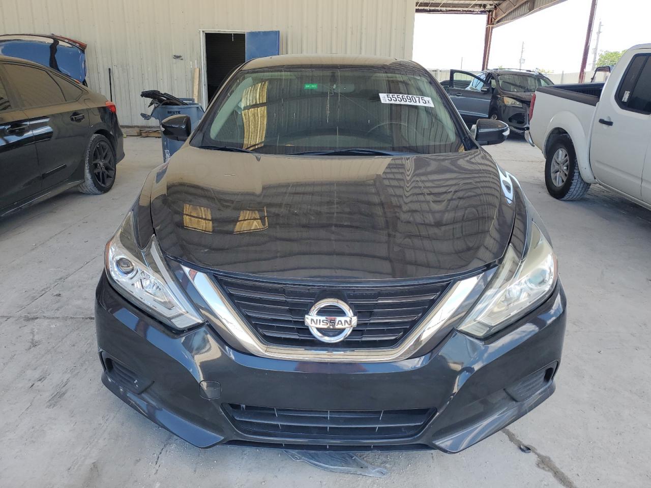 2018 Nissan Altima 2.5   Black vin: 1N4AL3AP7JC192256