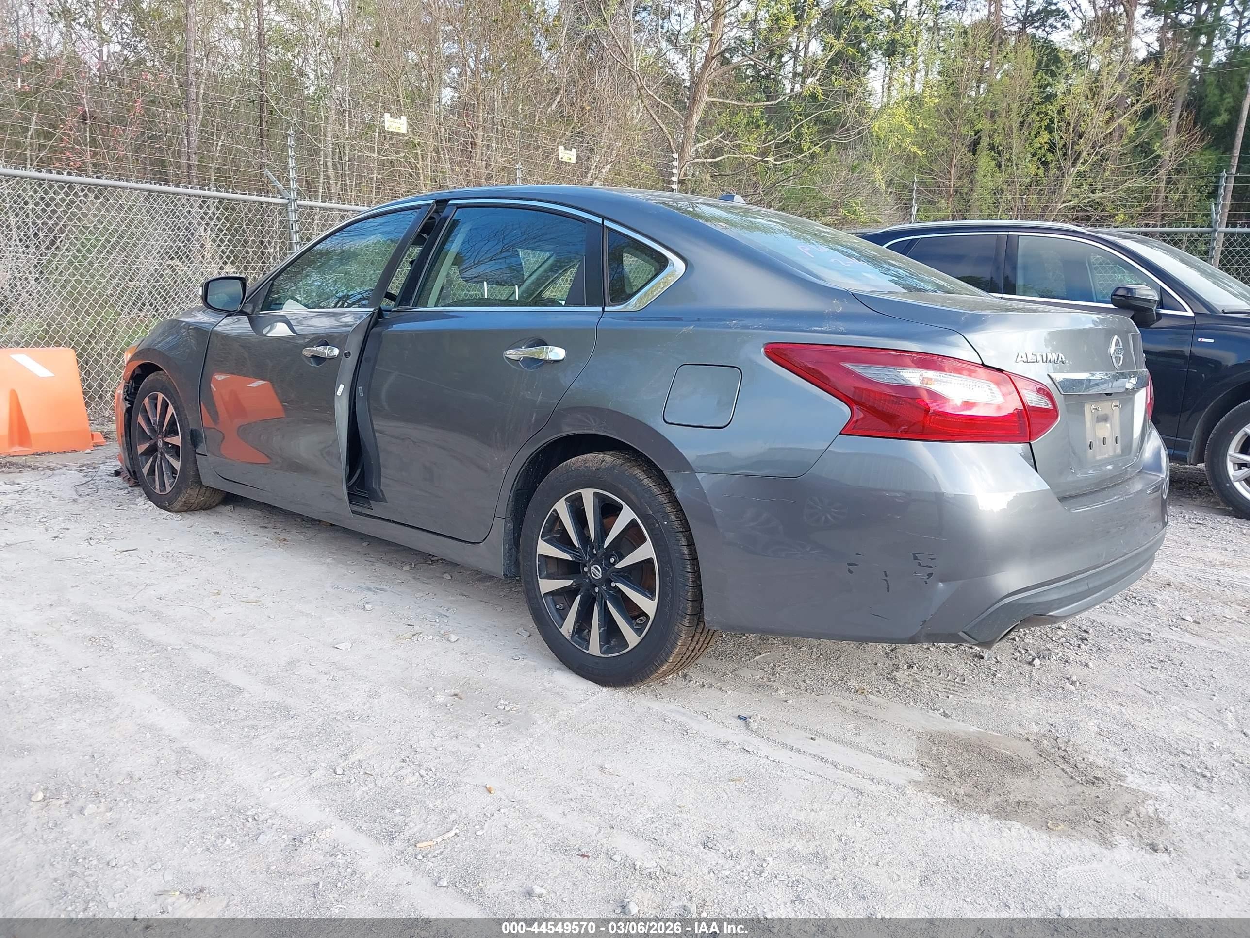 2018 Nissan Altima 2.5 Sl Gray vin: 1N4AL3AP7JC204423