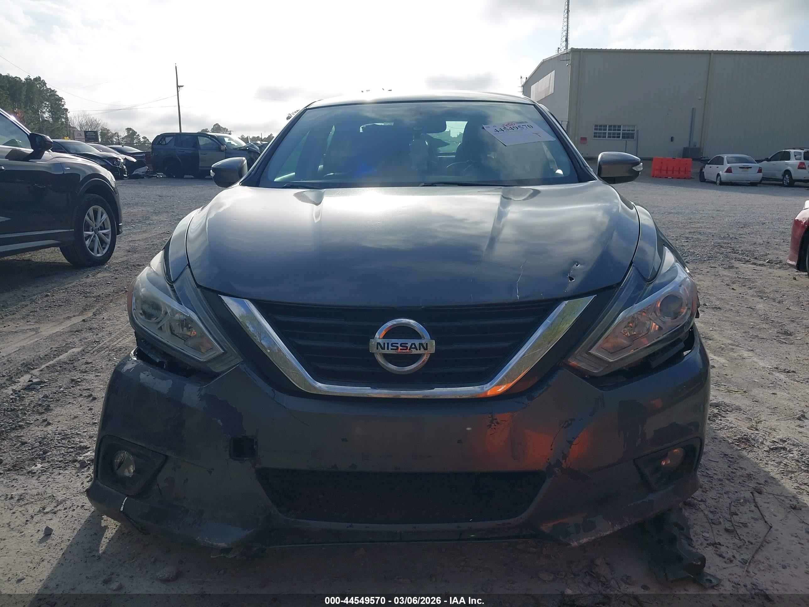 2018 Nissan Altima 2.5 Sl Gray vin: 1N4AL3AP7JC204423