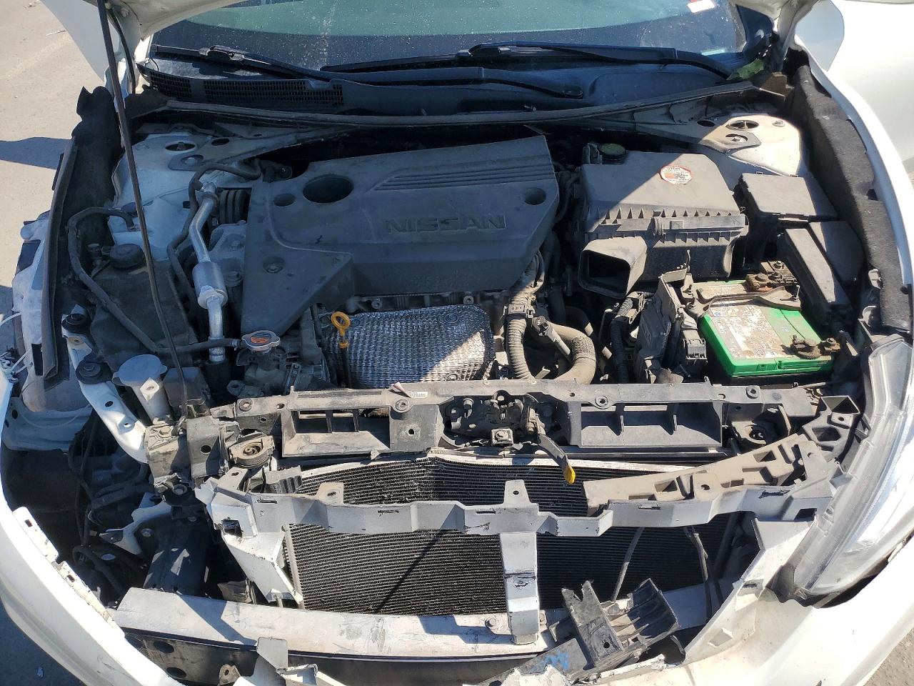 2018 Nissan Altima 2.5 Sv White vin: 1N4AL3AP7JC214952