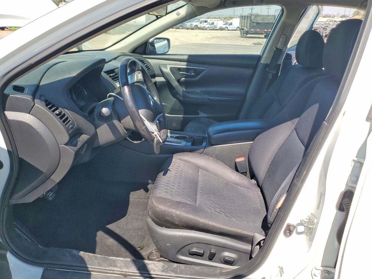 2018 Nissan Altima 2.5 Sv White vin: 1N4AL3AP7JC214952