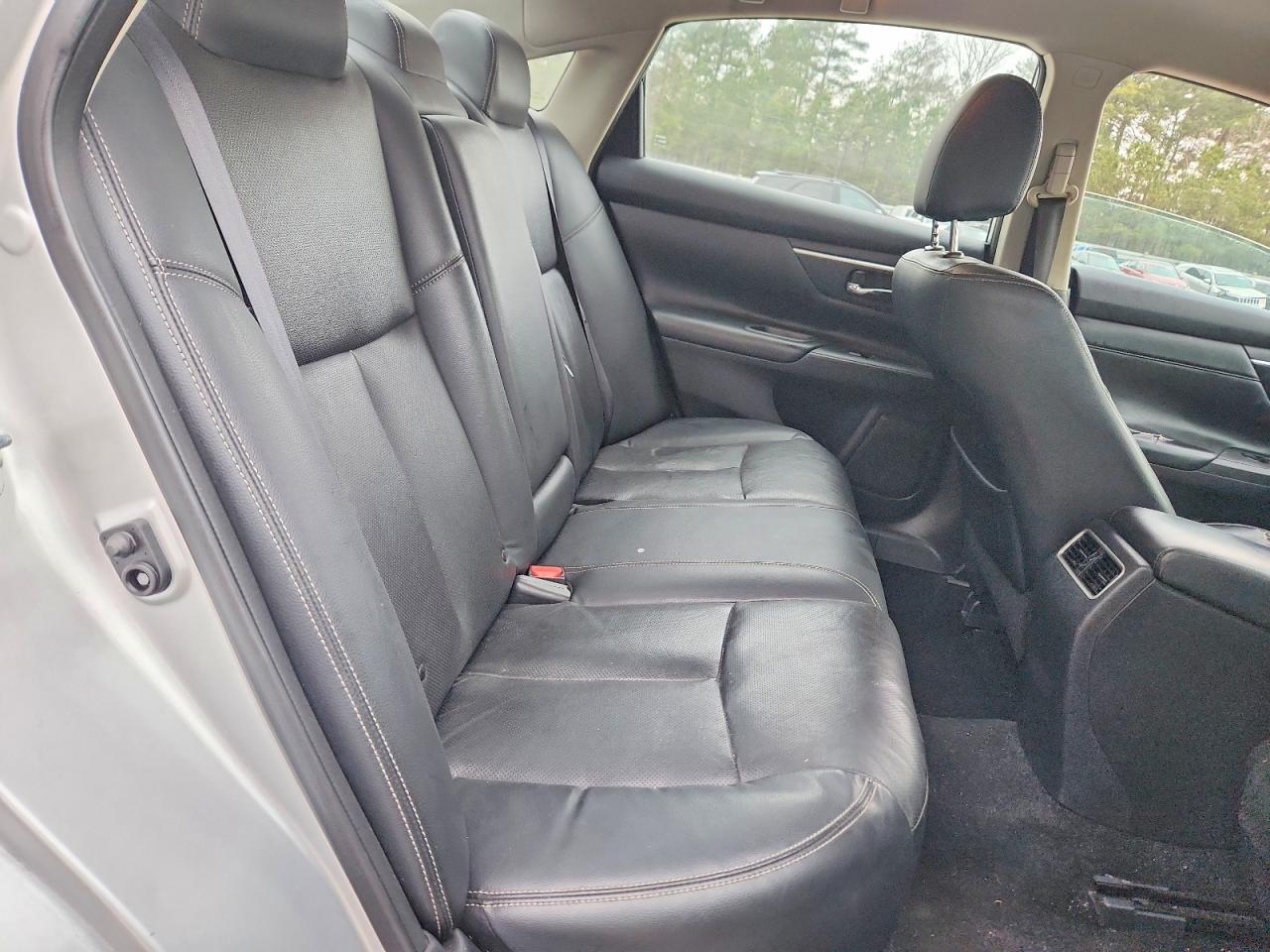 2018 Nissan Altima 2.5 Sl Серебряный vin: 1N4AL3AP7JC244890