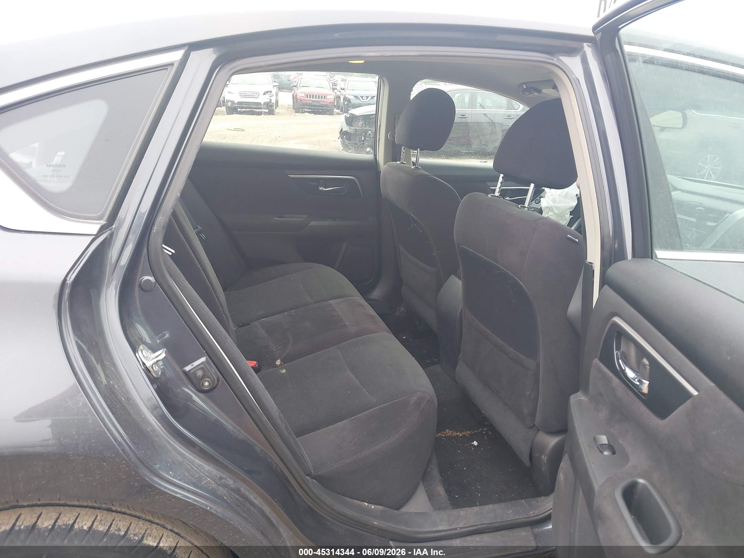 2013 Nissan Altima 2.5 S Серый vin: 1N4AL3AP8DC103802