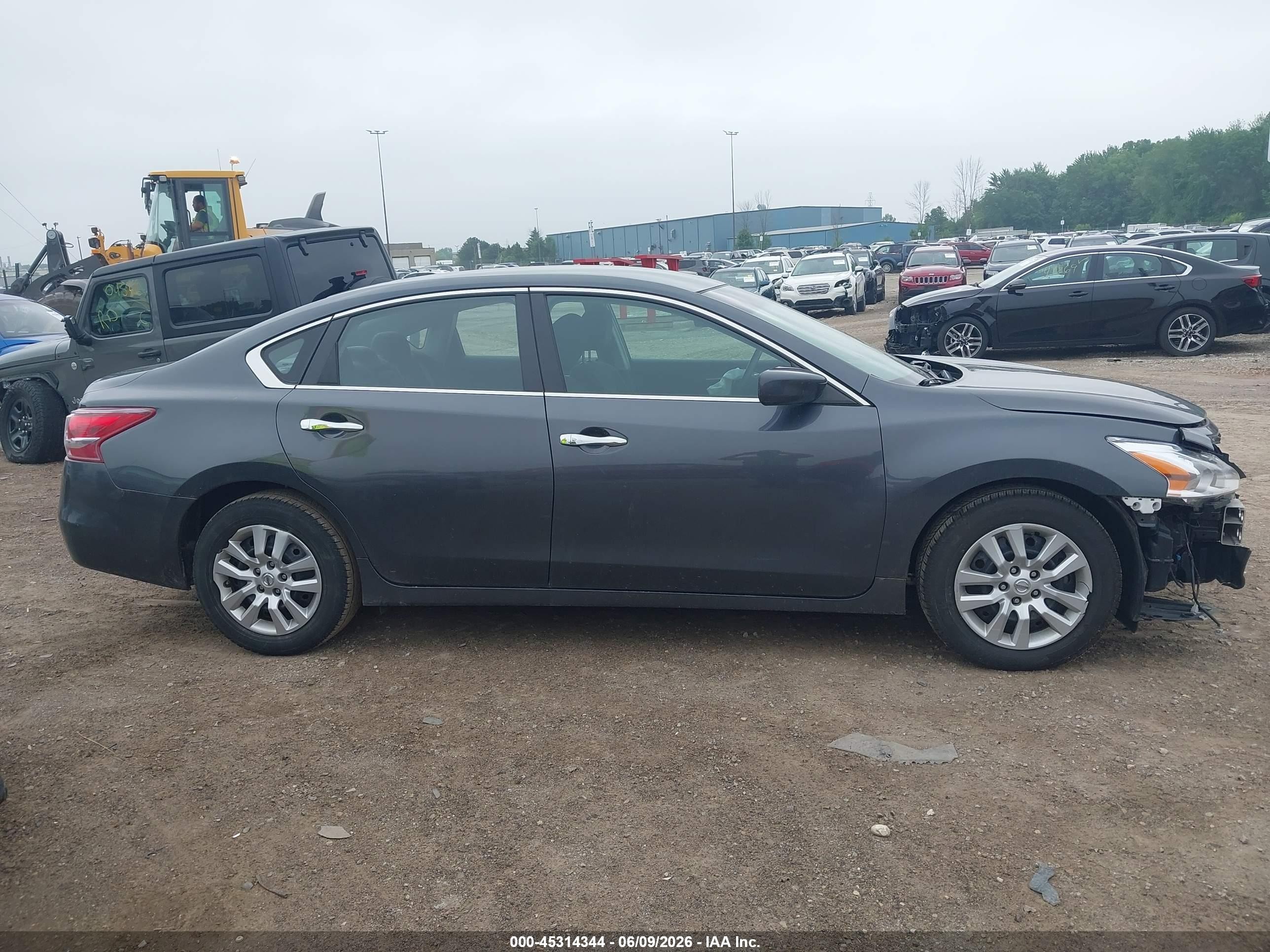2013 Nissan Altima 2.5 S Серый vin: 1N4AL3AP8DC103802