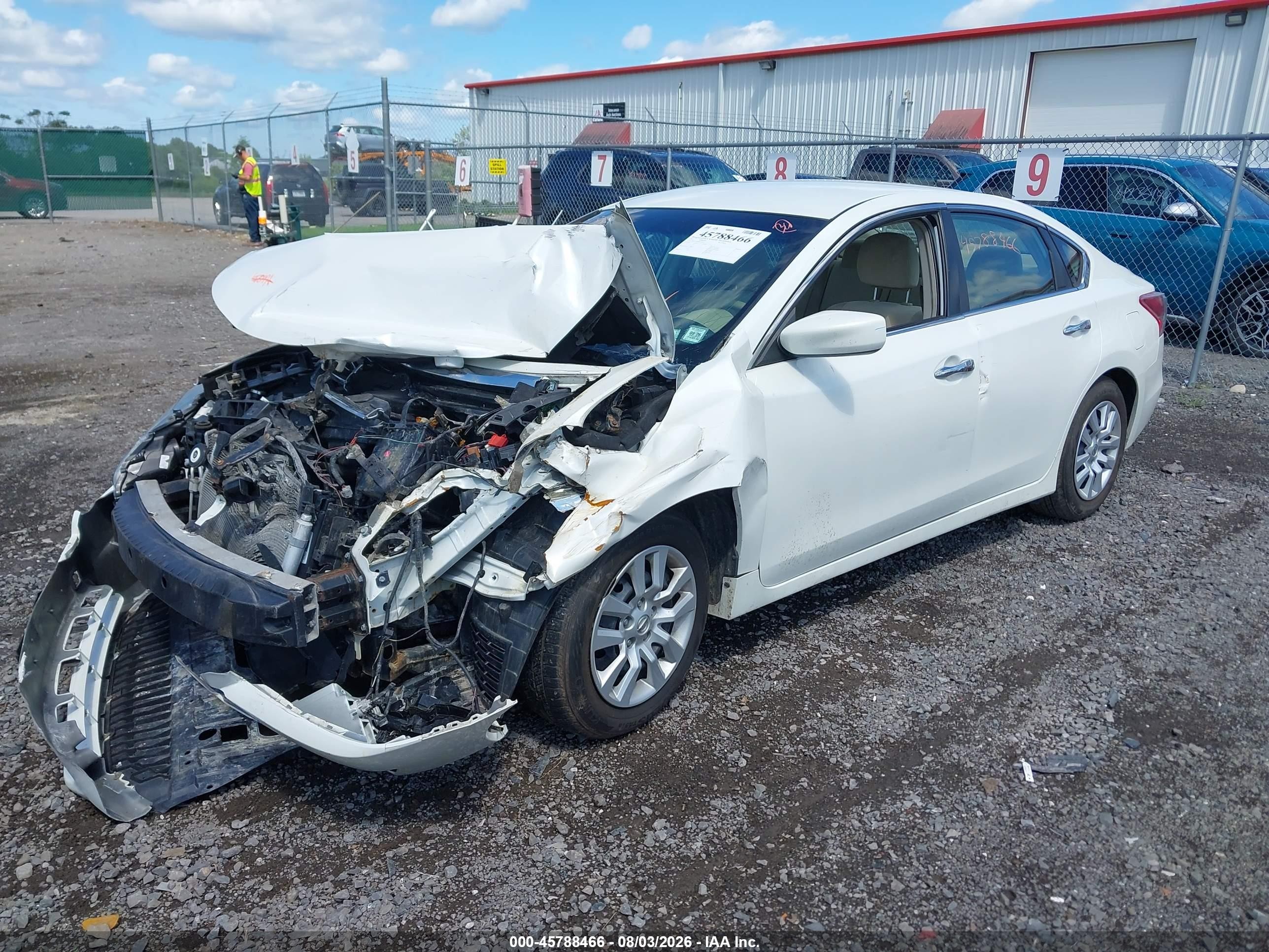 2013 Nissan Altima 2.5 S White vin: 1N4AL3AP8DC108451