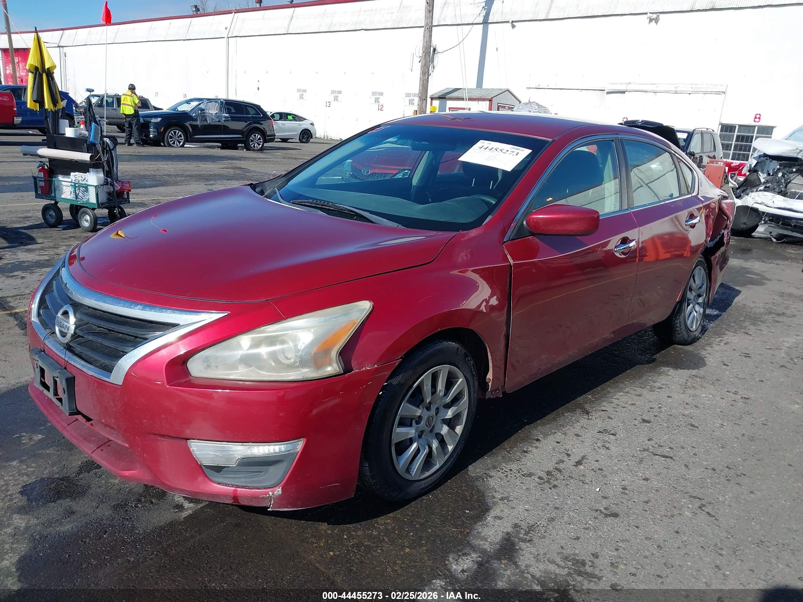 2013 Nissan Altima 2.5 S Red vin: 1N4AL3AP8DC110362
