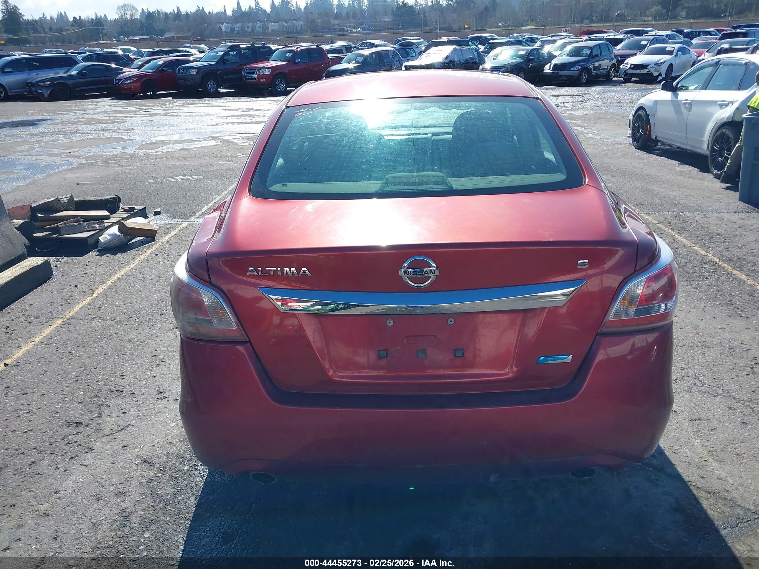 2013 Nissan Altima 2.5 S Red vin: 1N4AL3AP8DC110362