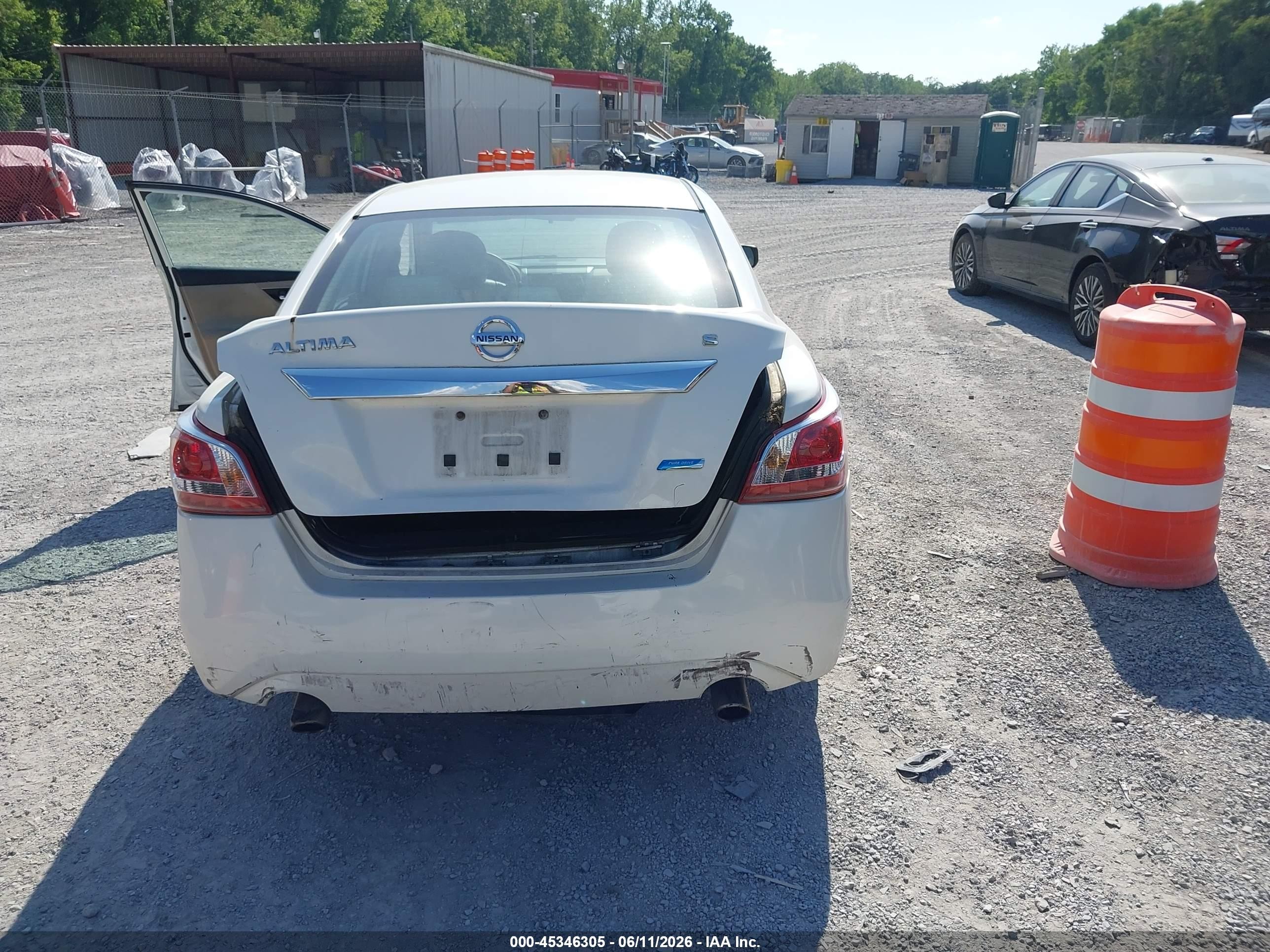 2013 Nissan Altima 2.5 S Белый vin: 1N4AL3AP8DC116534