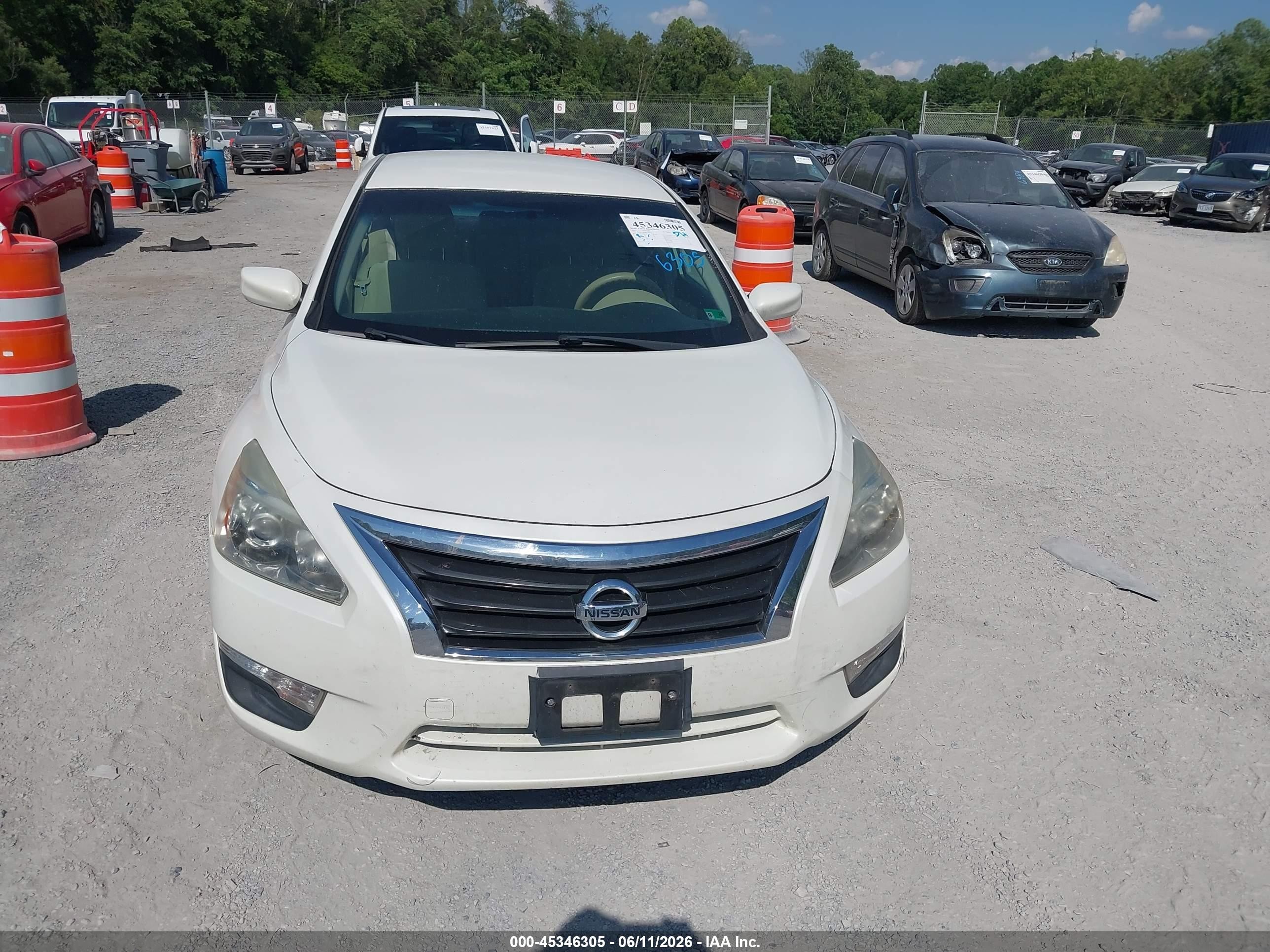 2013 Nissan Altima 2.5 S Белый vin: 1N4AL3AP8DC116534