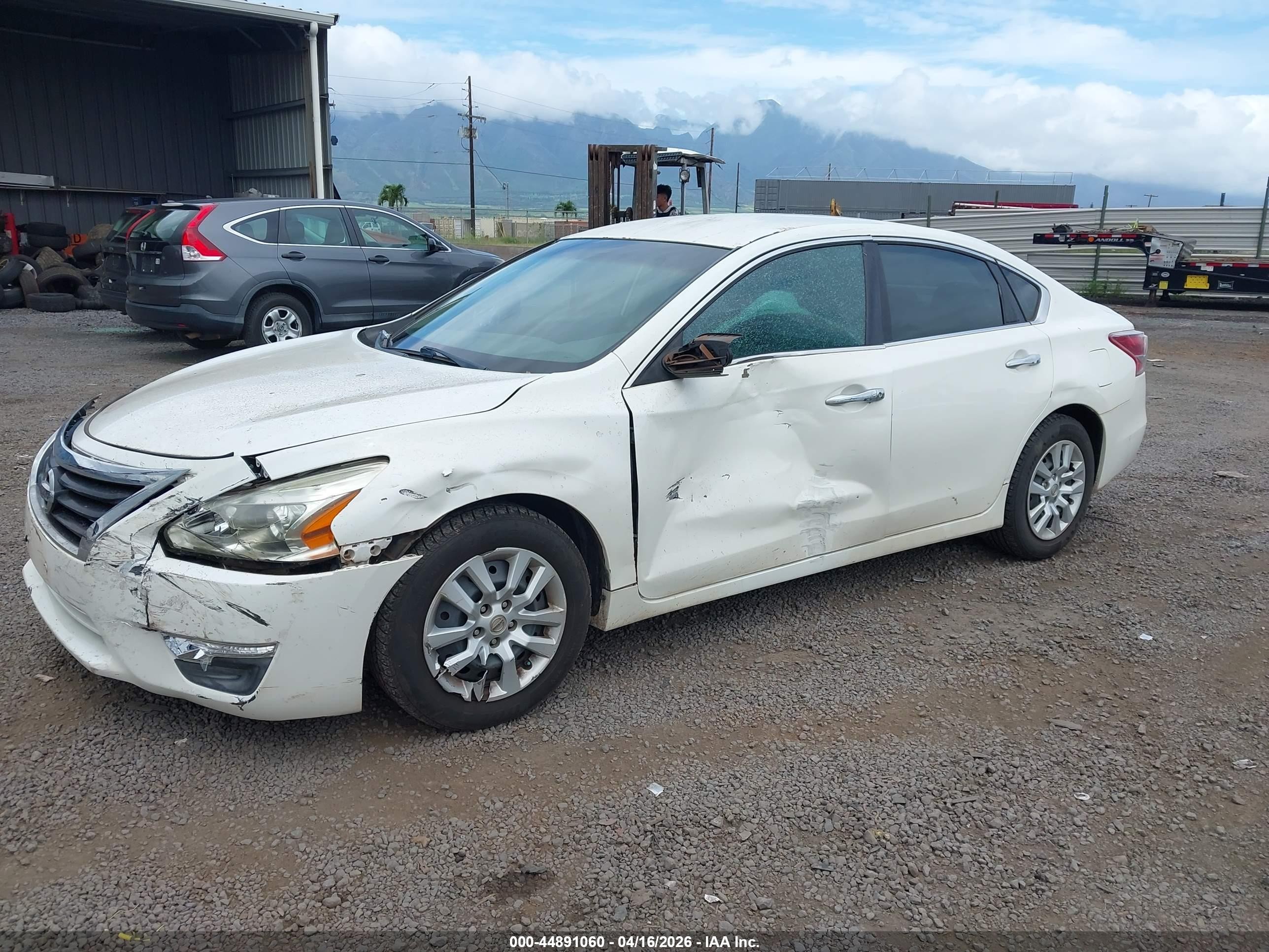 2013 Nissan Altima 2.5 S White vin: 1N4AL3AP8DC116565