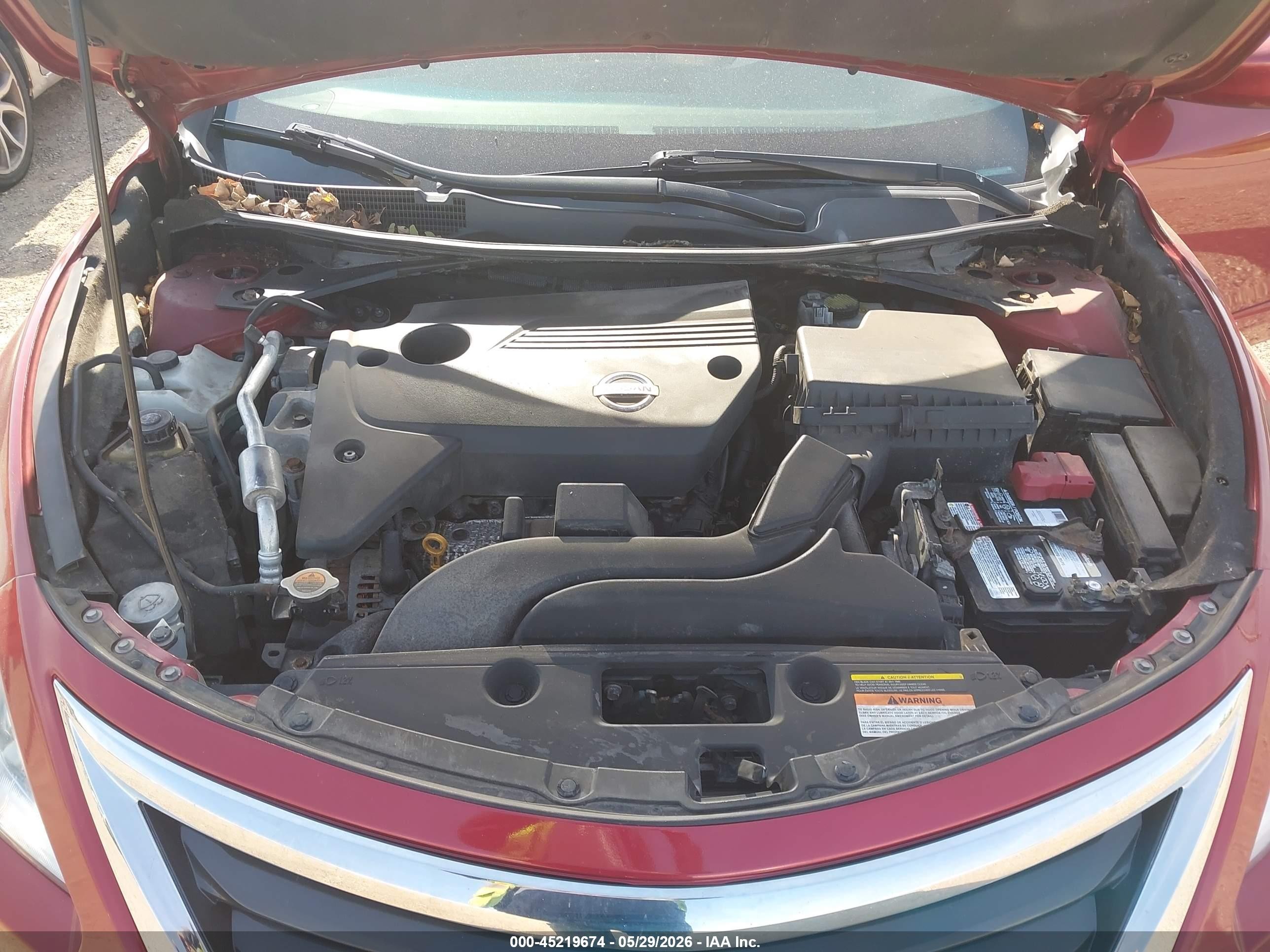 2013 Nissan Altima 2.5 S Red vin: 1N4AL3AP8DC117117