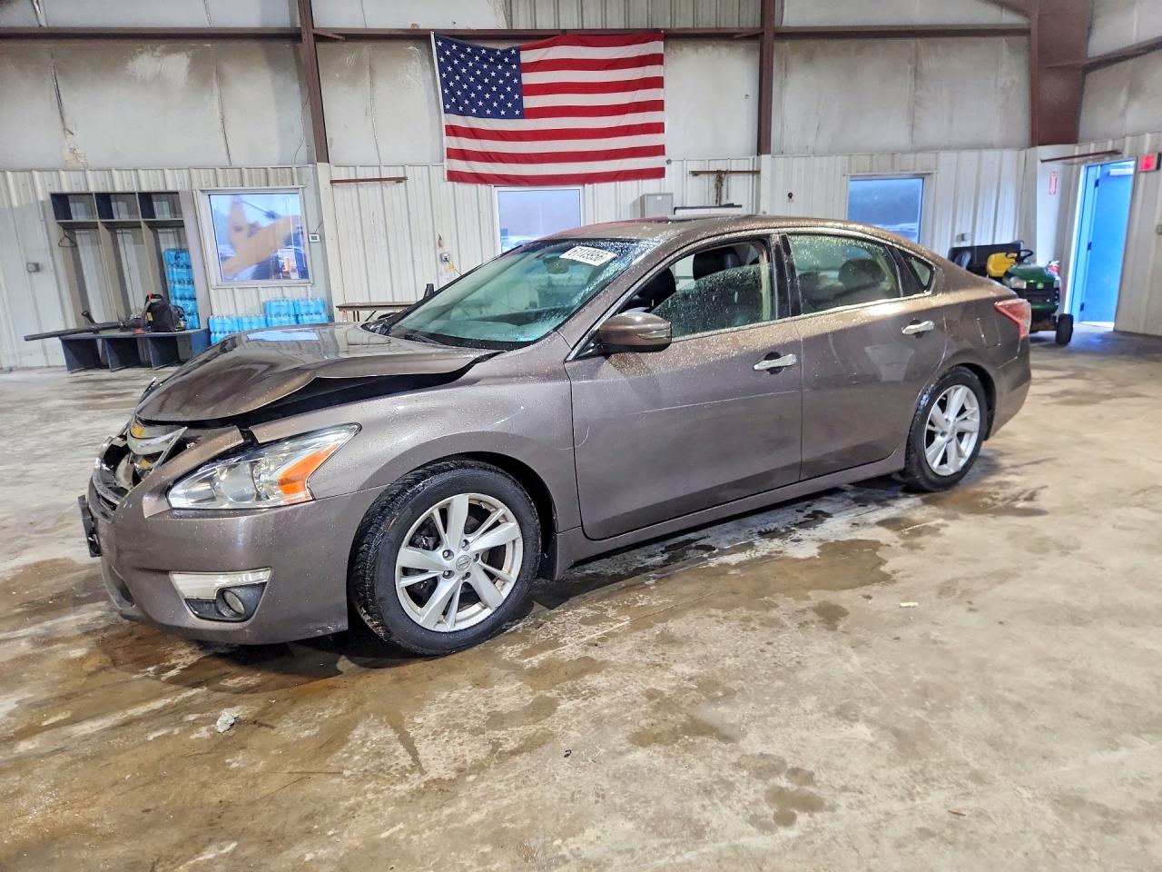2013 Nissan Altima 2.5 Tan vin: 1N4AL3AP8DC120082