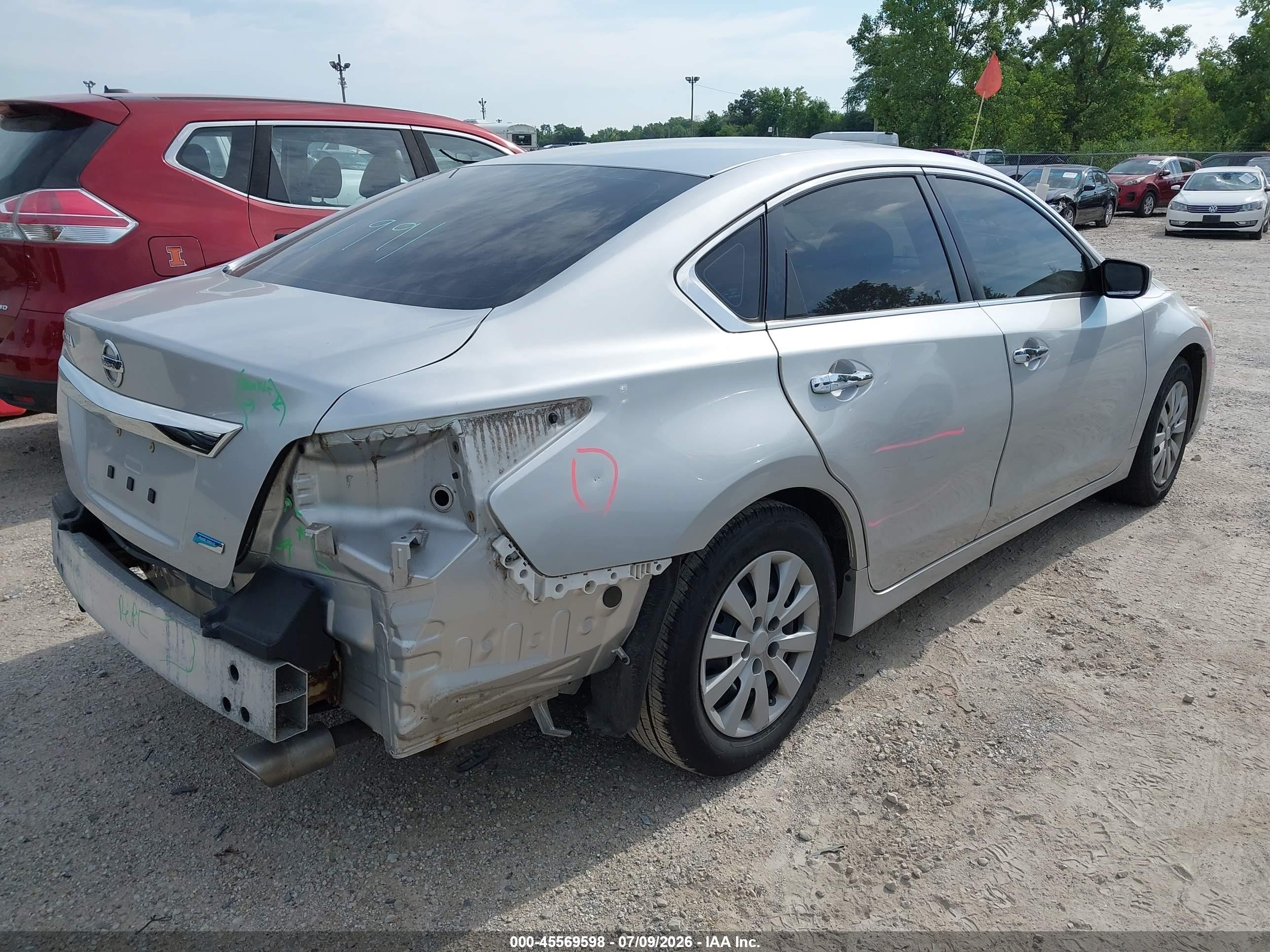 2013 Nissan Altima 2.5 Silver vin: 1N4AL3AP8DC130515